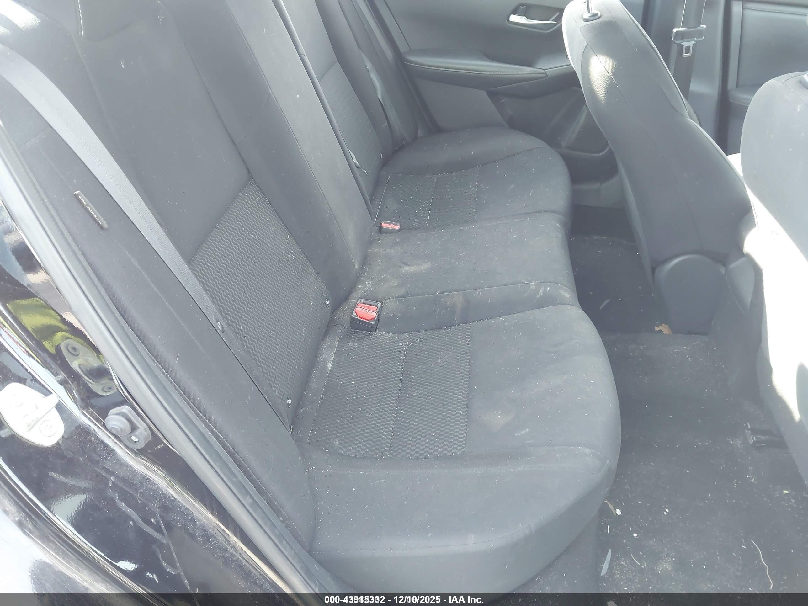 NISSAN SENTRA image 8