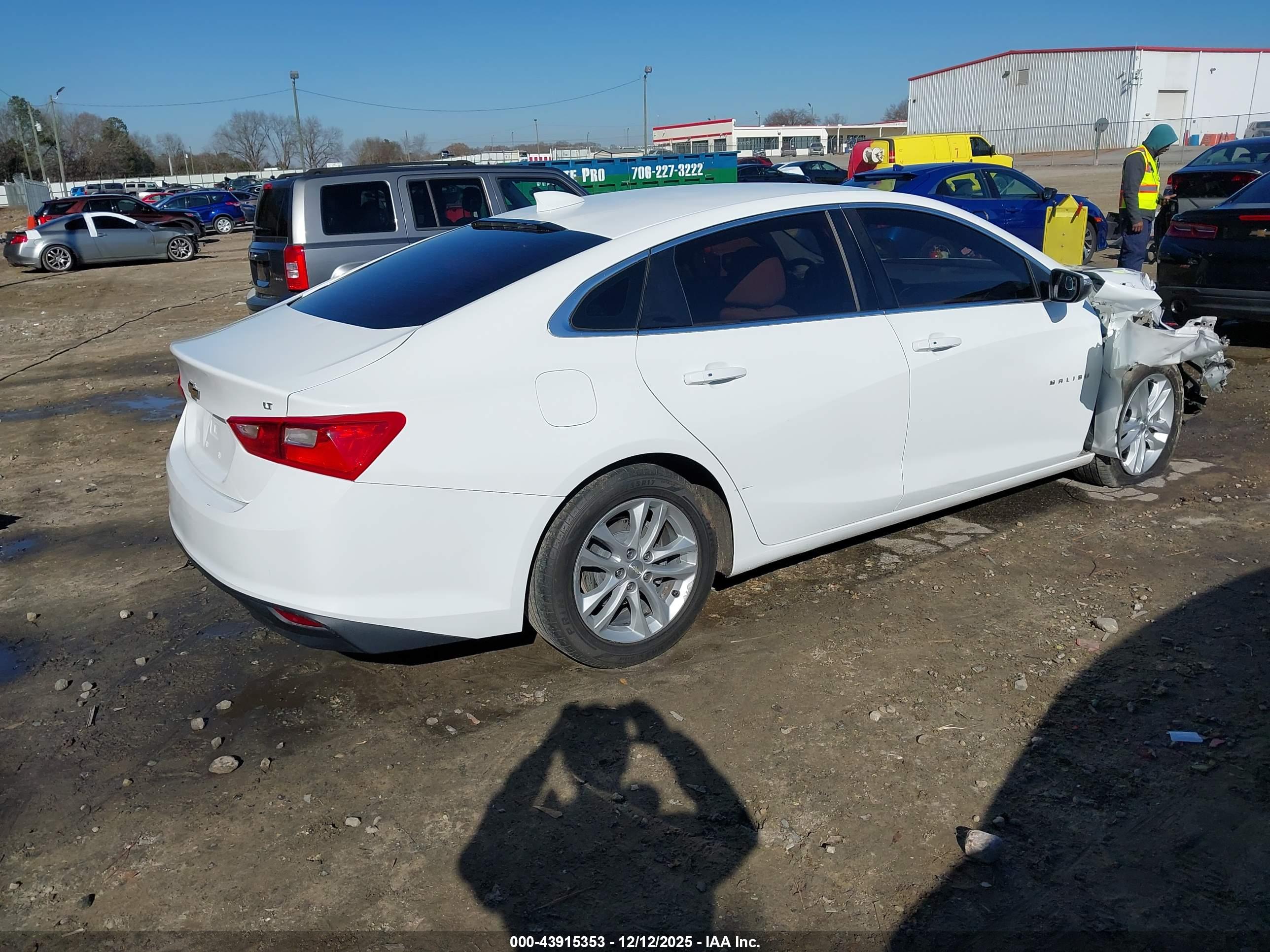 CHEVROLET MALIBU image 4
