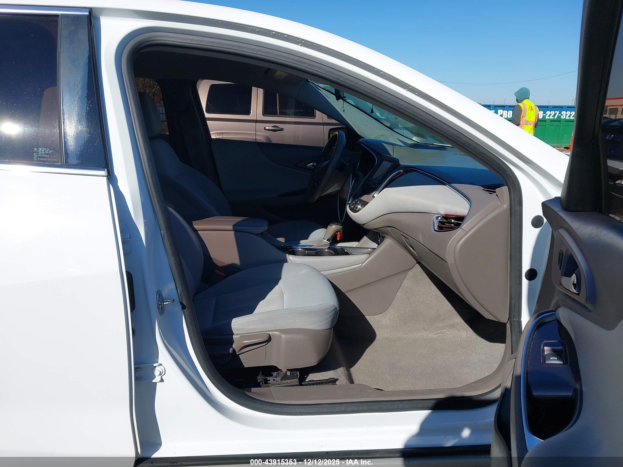 CHEVROLET MALIBU image 5