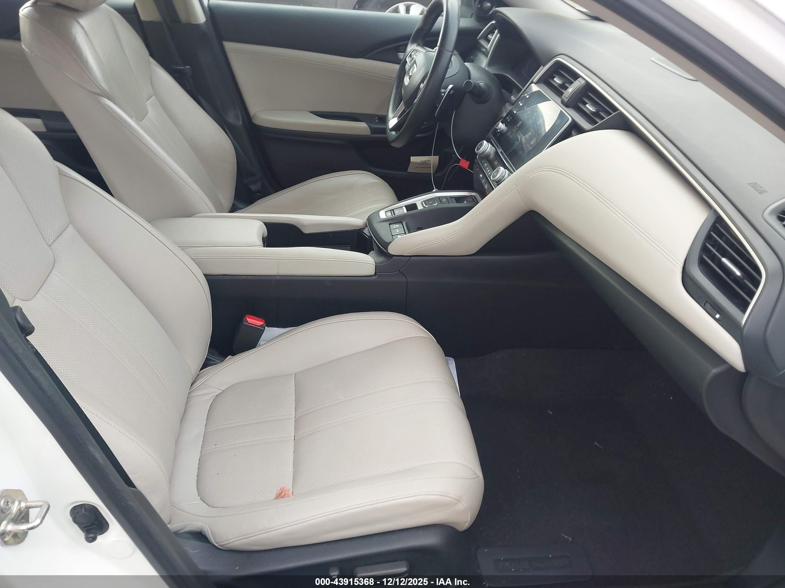 HONDA INSIGHT image 5