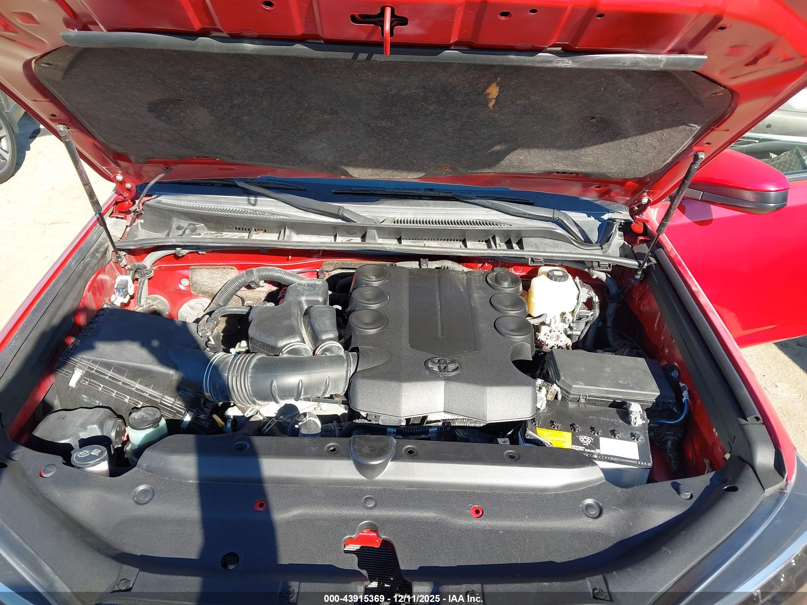 TOYOTA 4RUNNER image 10