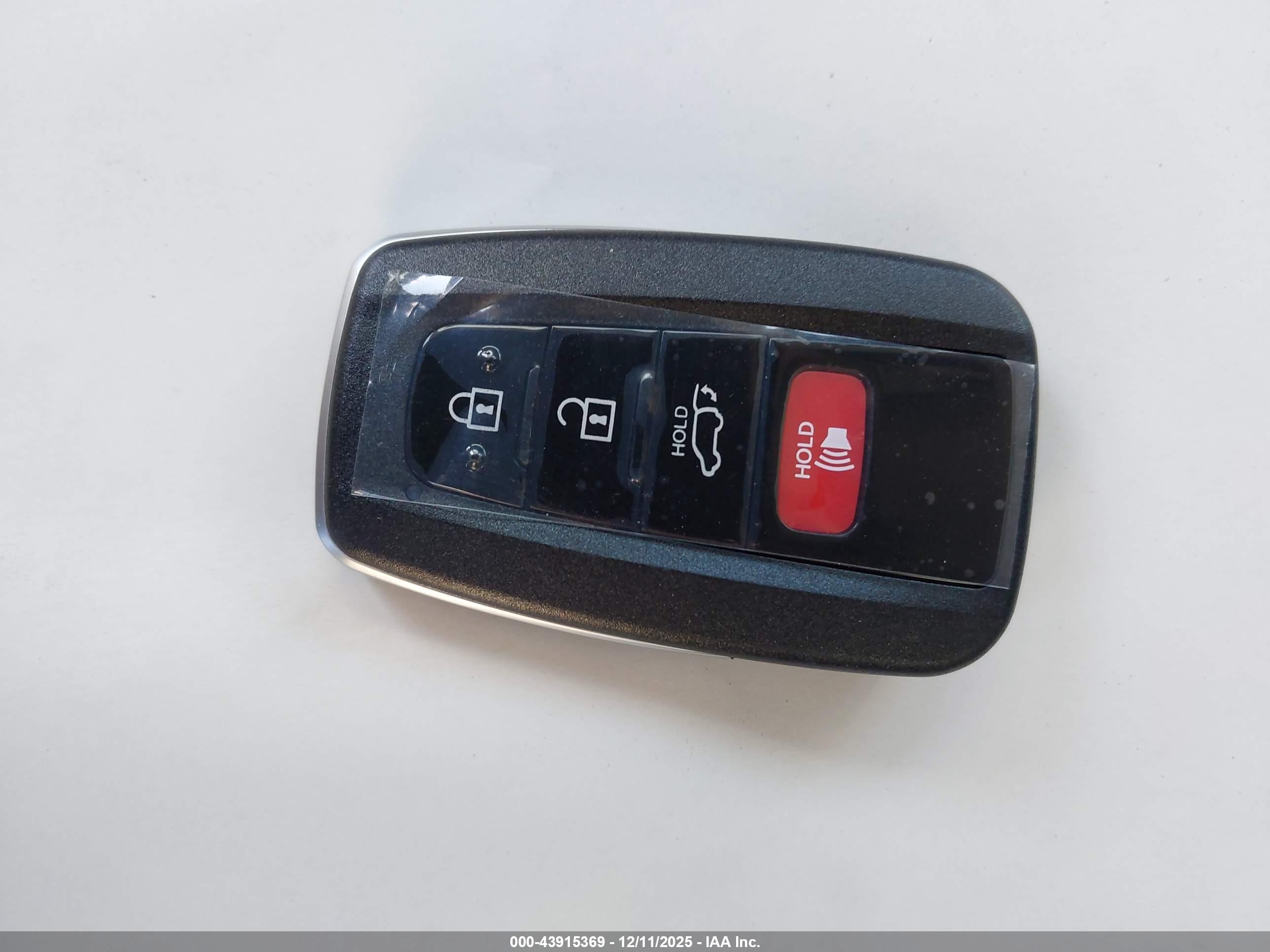 TOYOTA 4RUNNER image 11