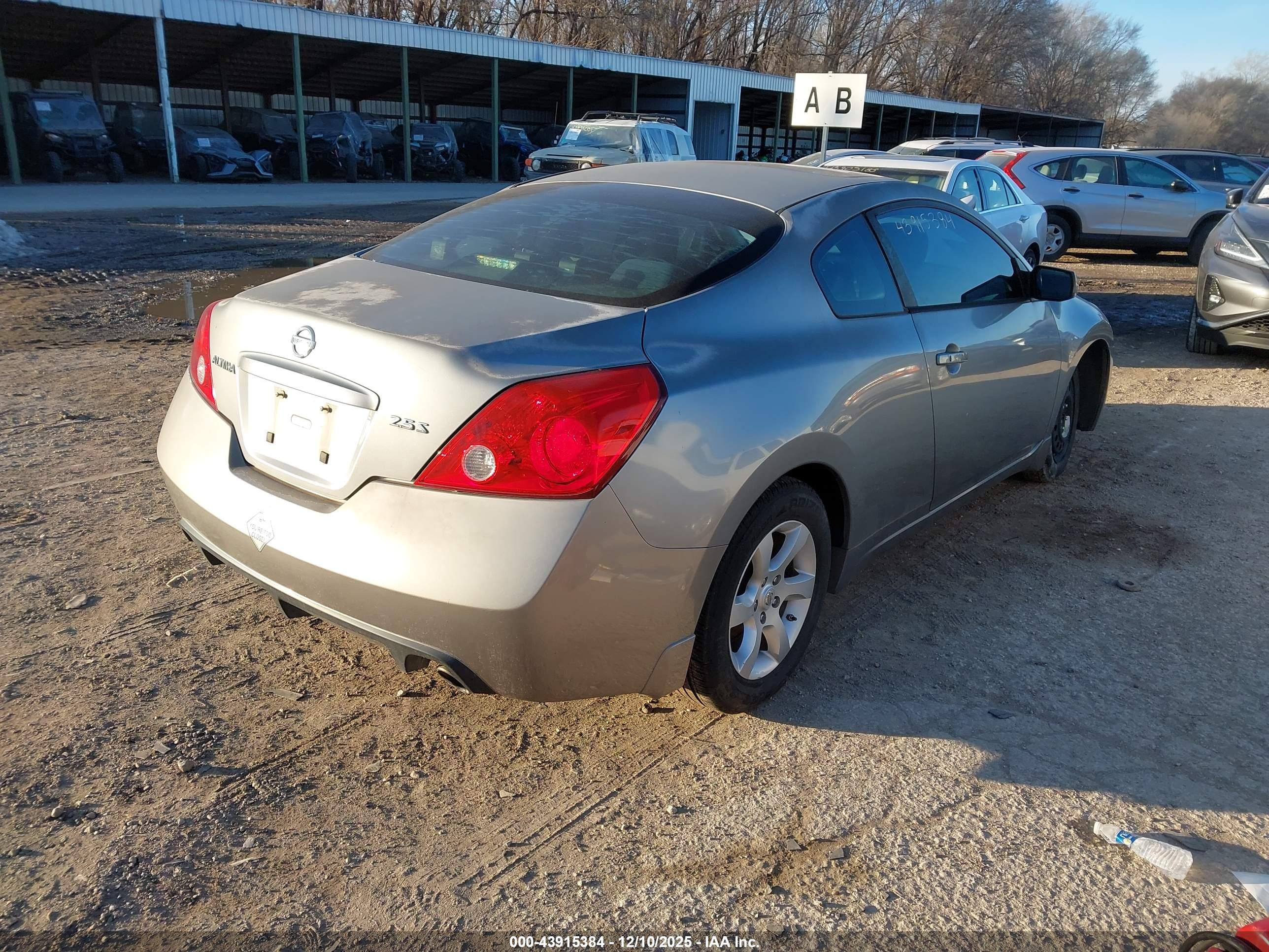 NISSAN ALTIMA image 4