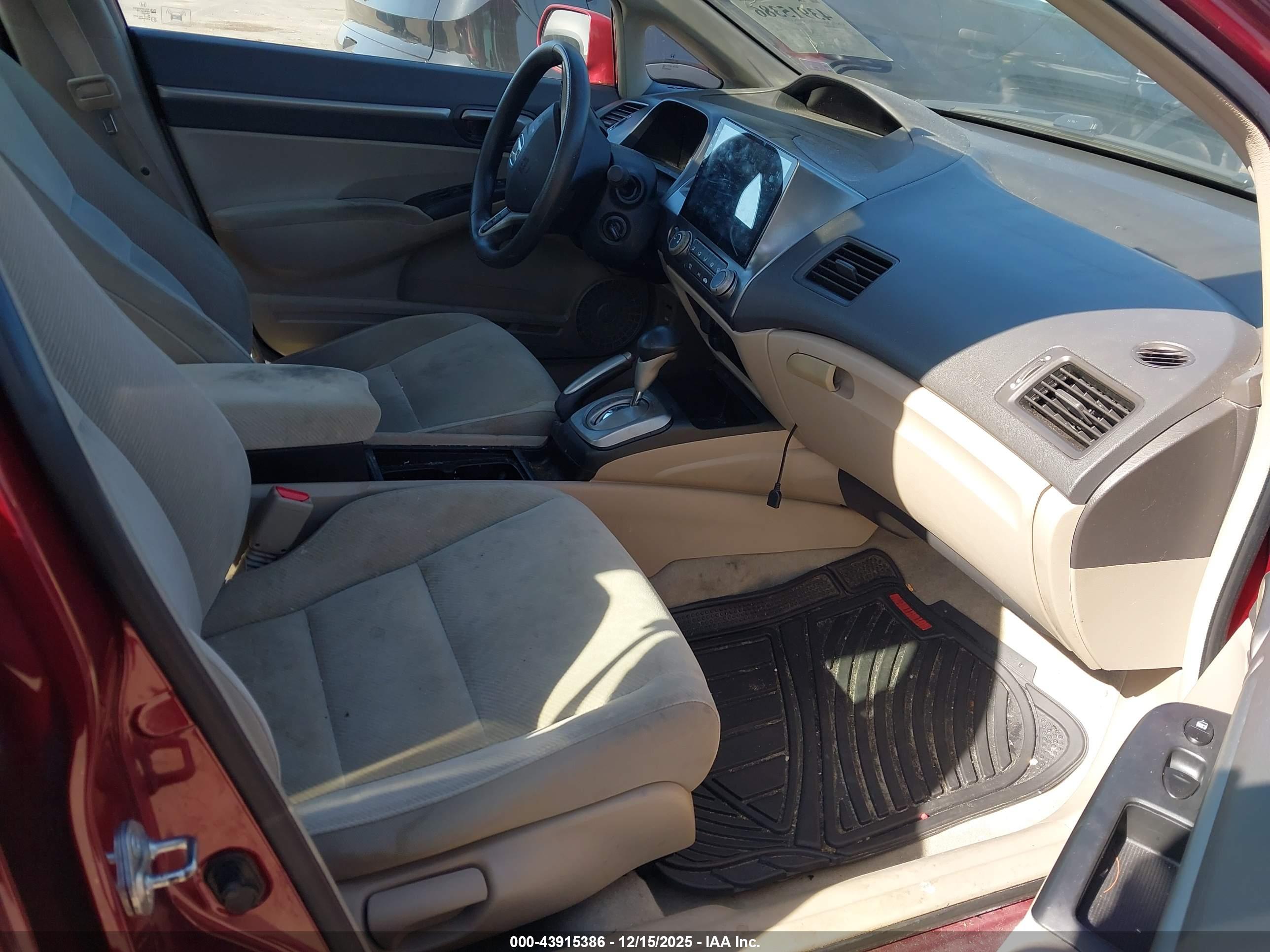 HONDA CIVIC image 5