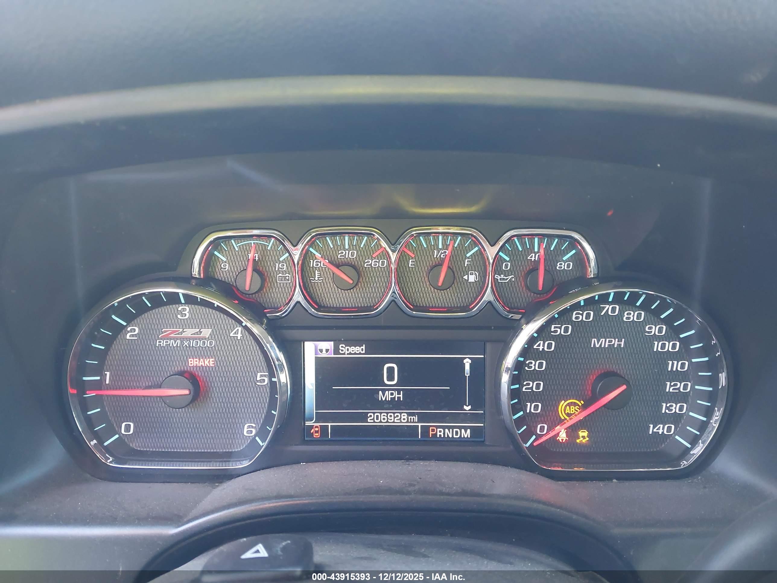 CHEVROLET SILVERADO image 7