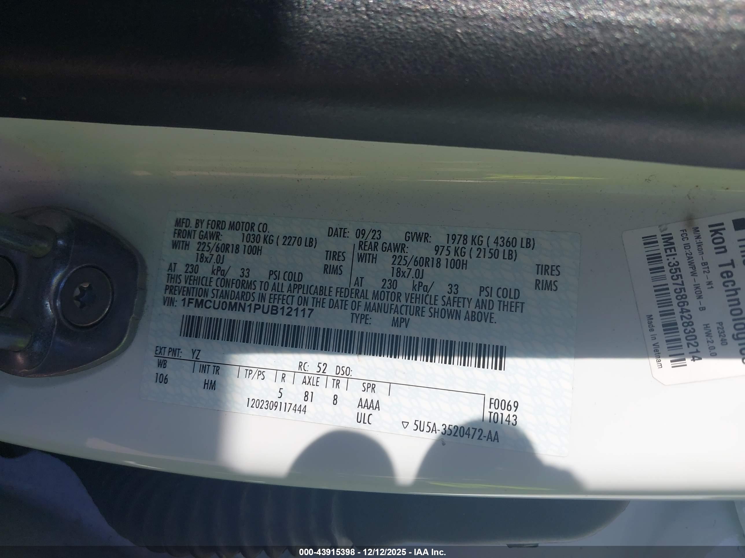 FORD ESCAPE image 9