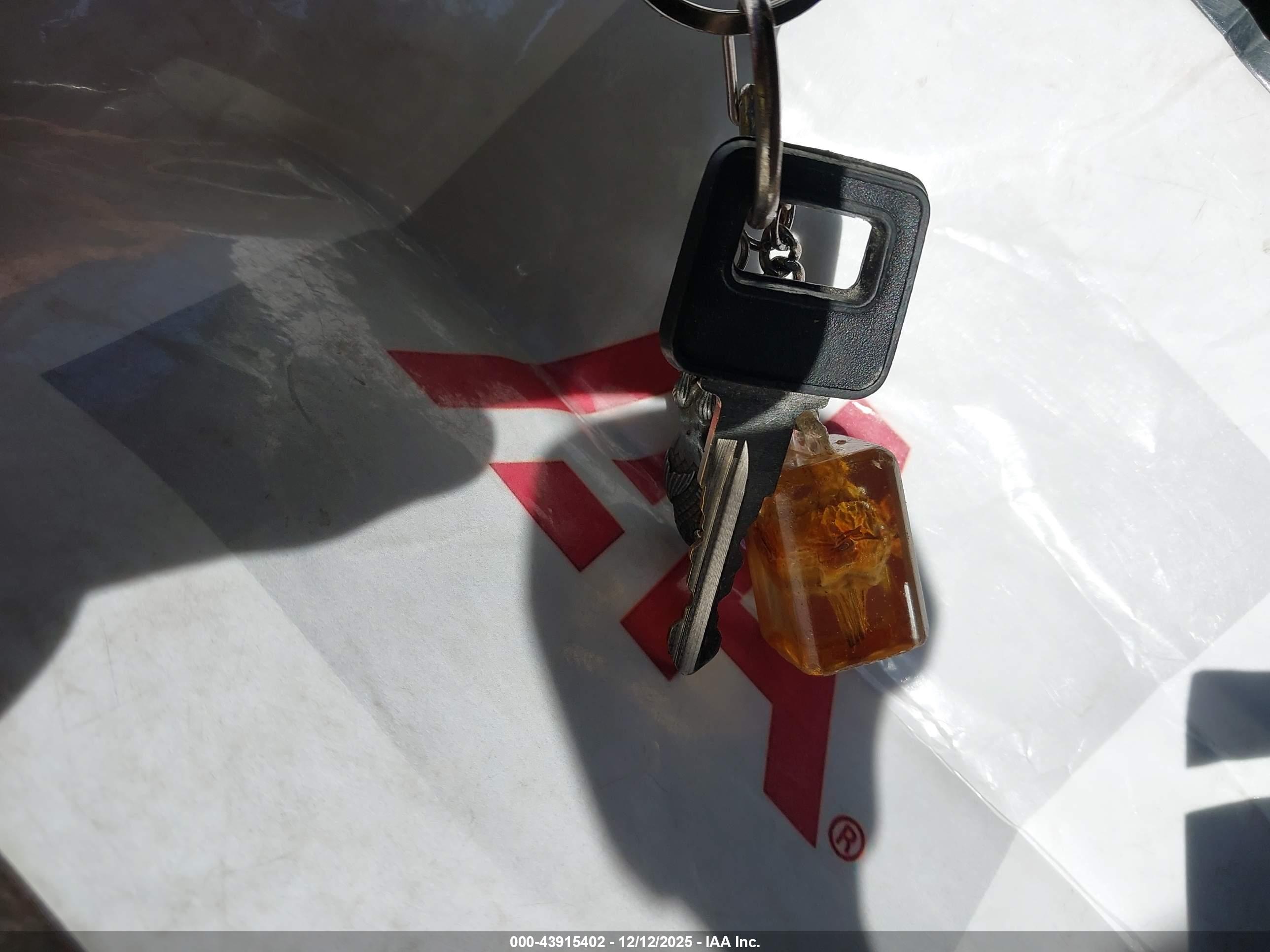 VOLVO 244 image 11
