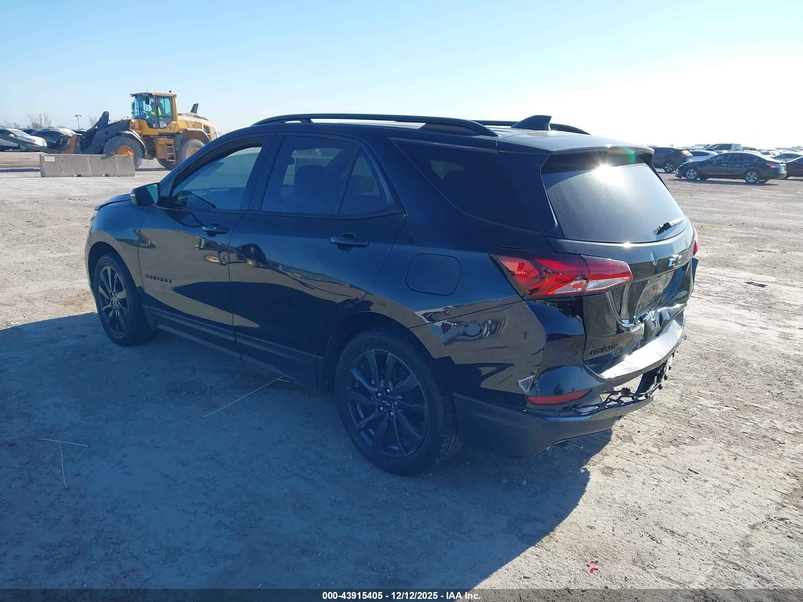 CHEVROLET EQUINOX image 3
