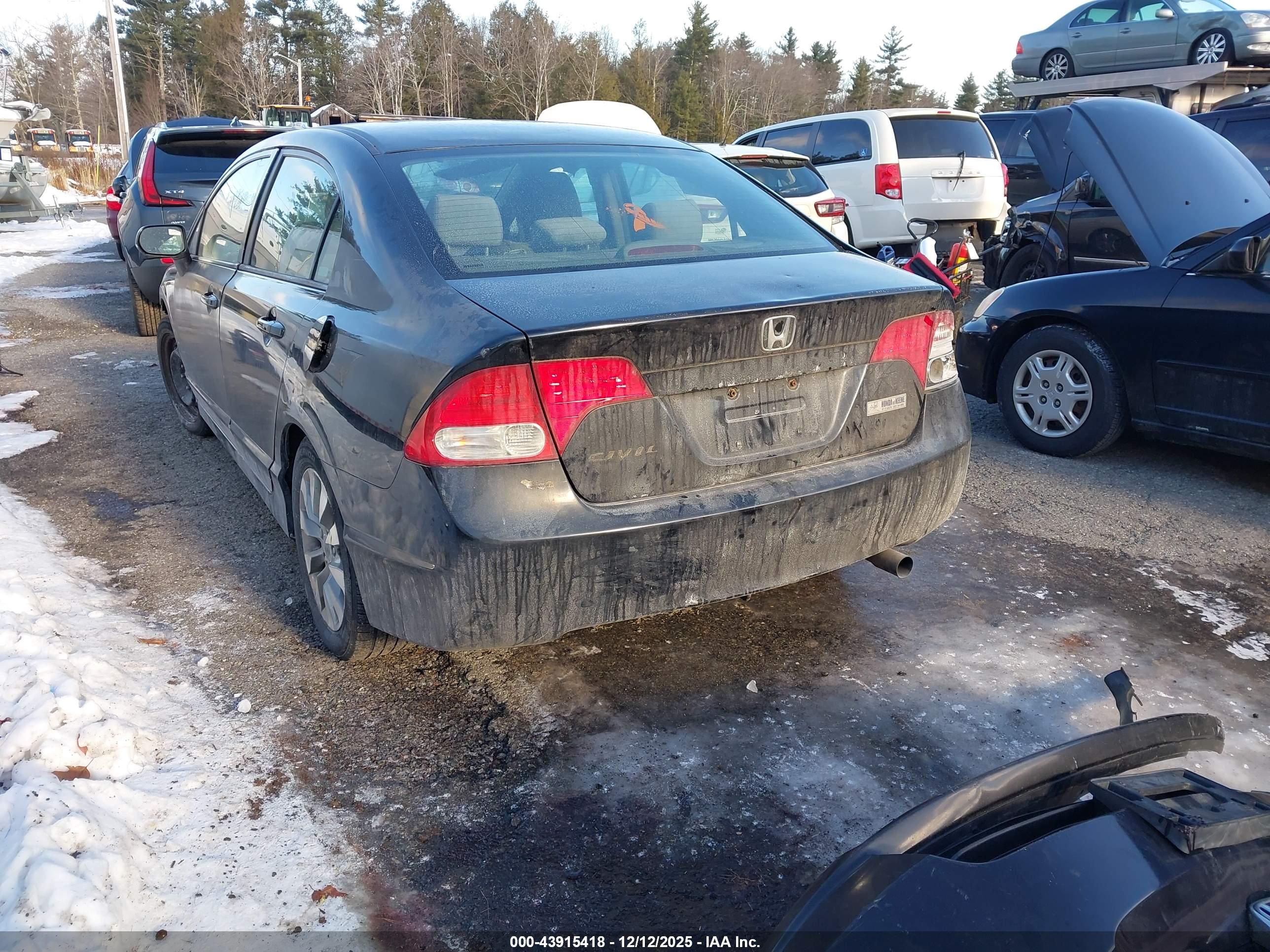 HONDA CIVIC image 3