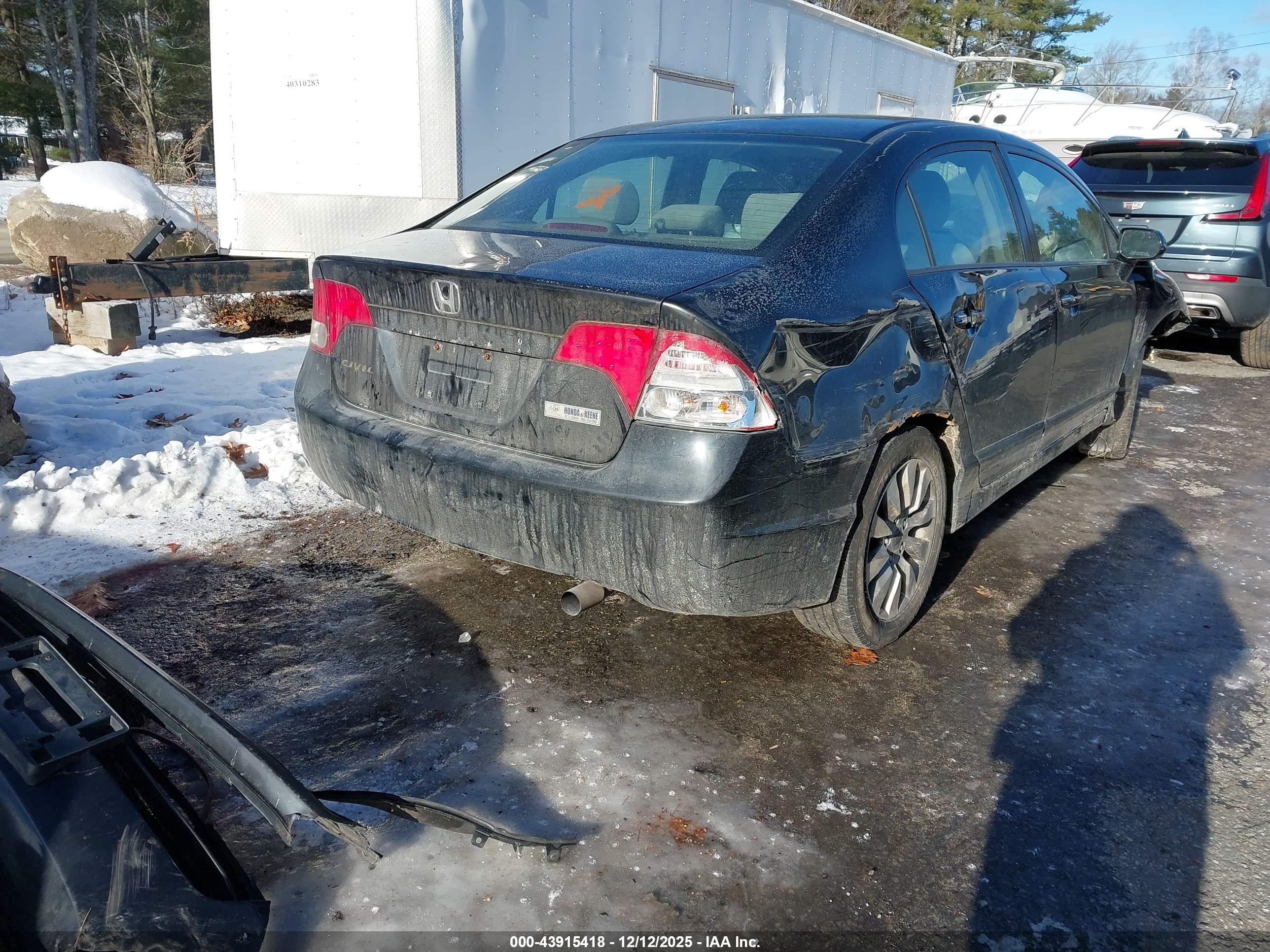 HONDA CIVIC image 4