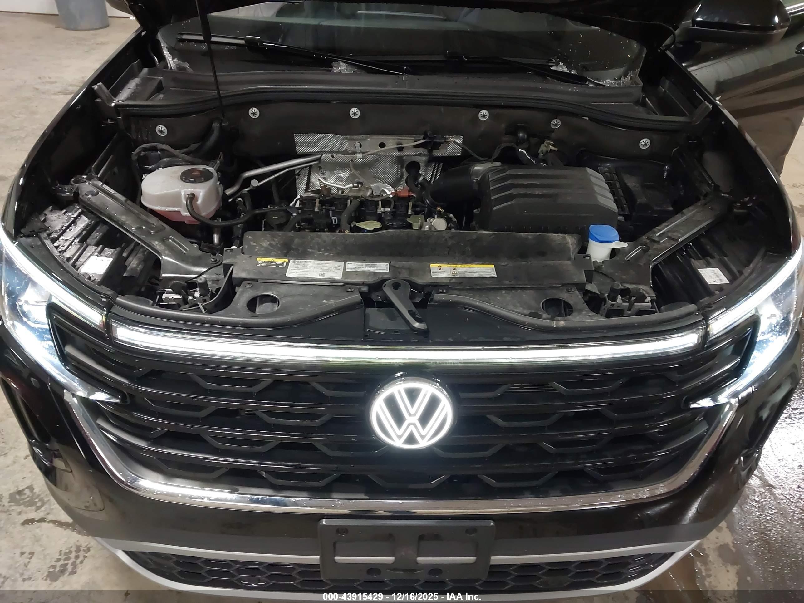 VOLKSWAGEN ATLAS image 10