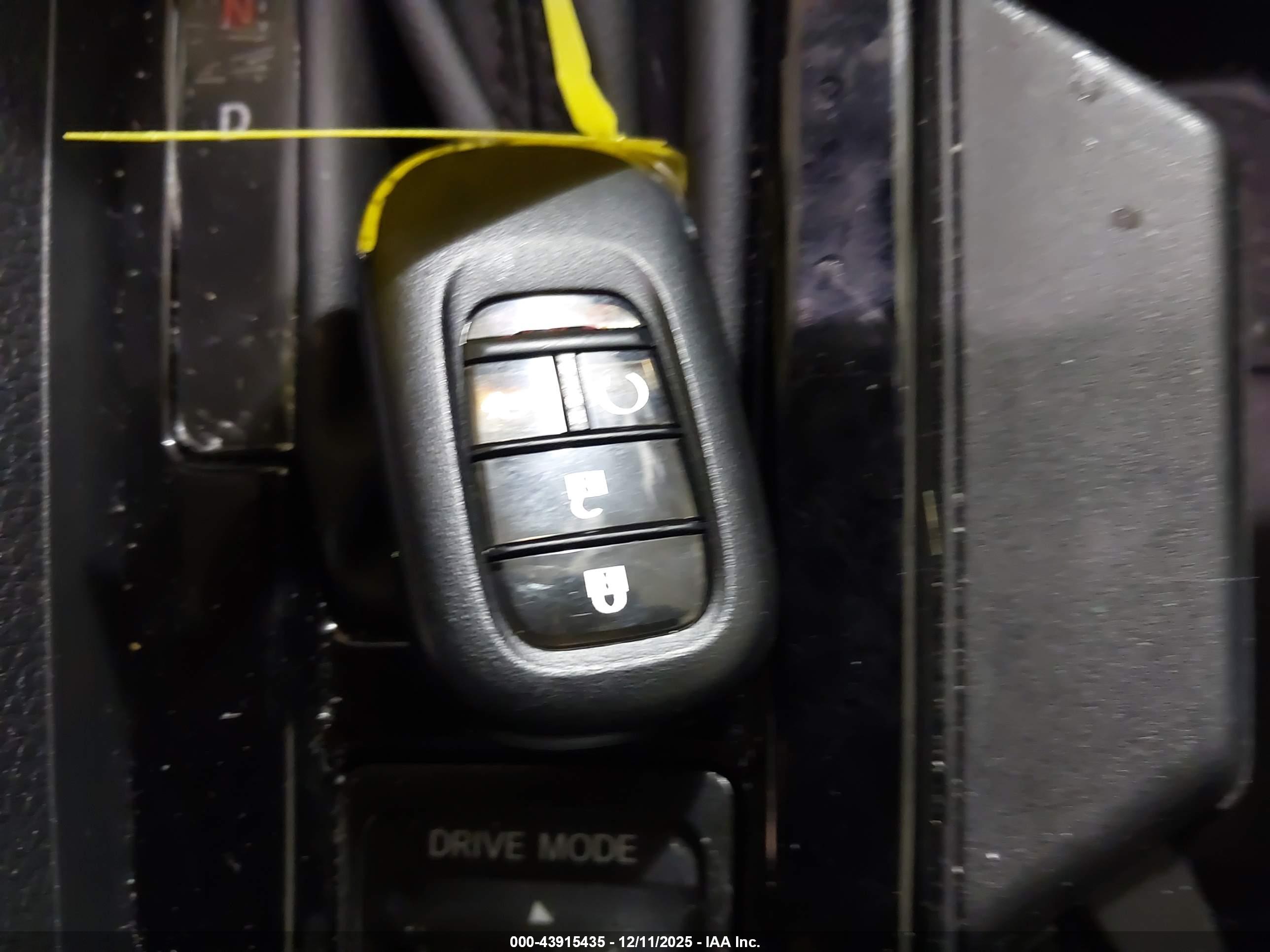 HONDA ACCORD image 11