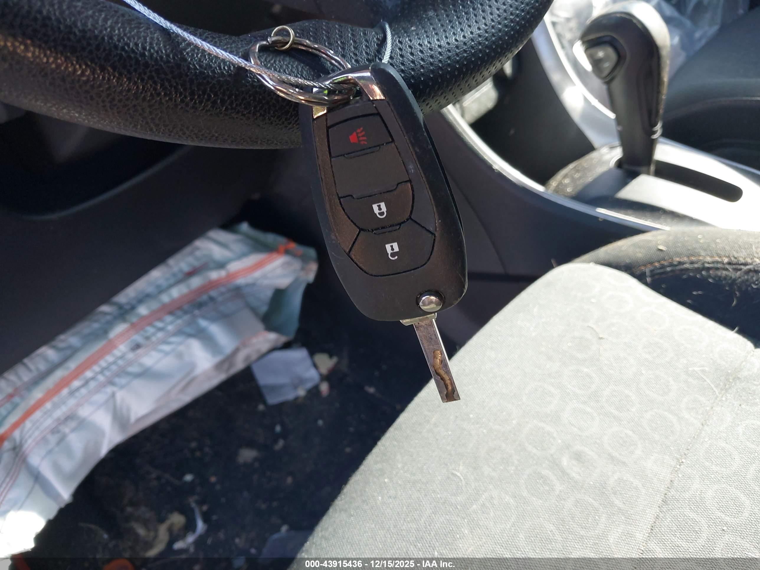 CHEVROLET TRAX image 11