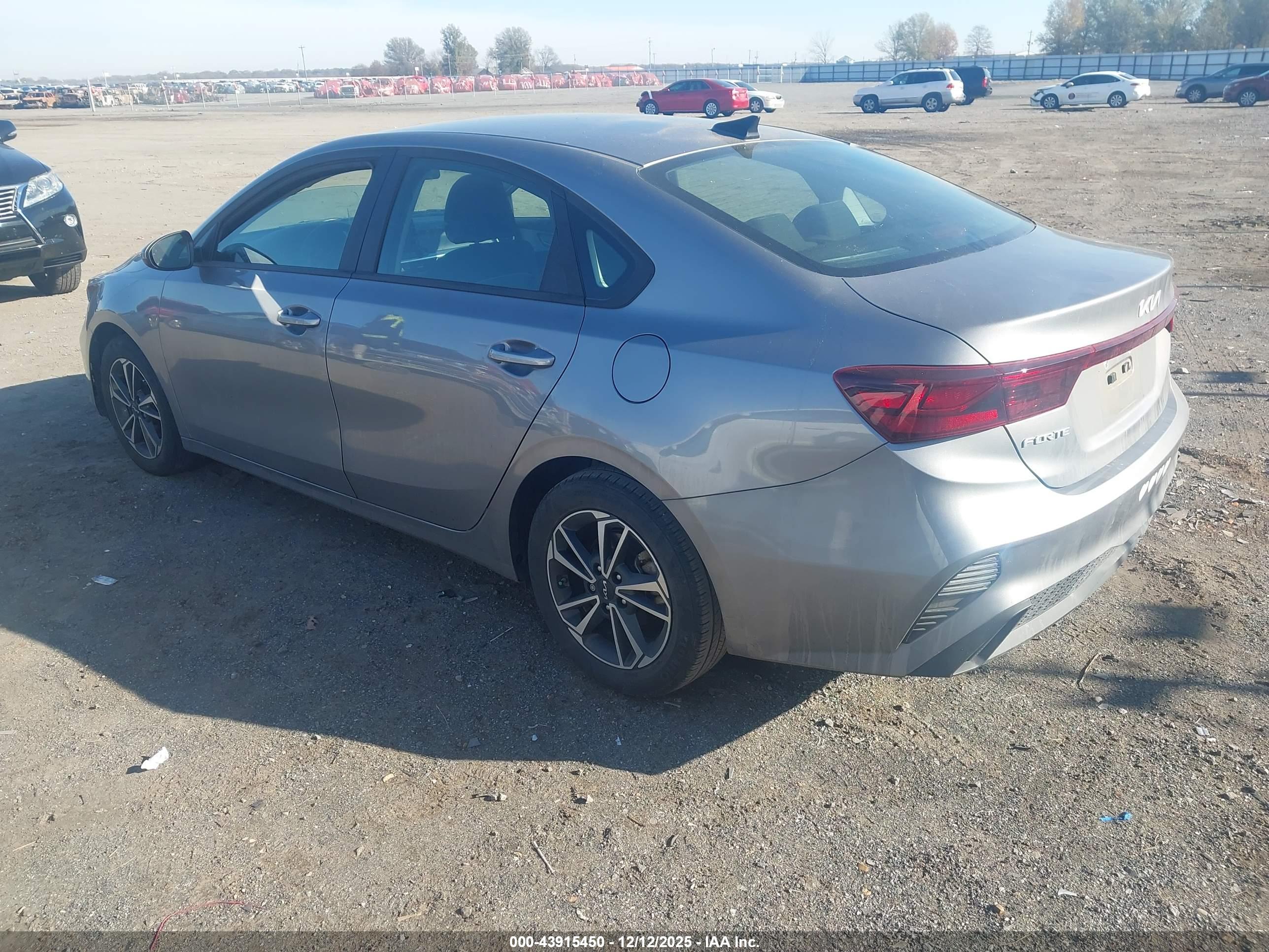 KIA FORTE image 3