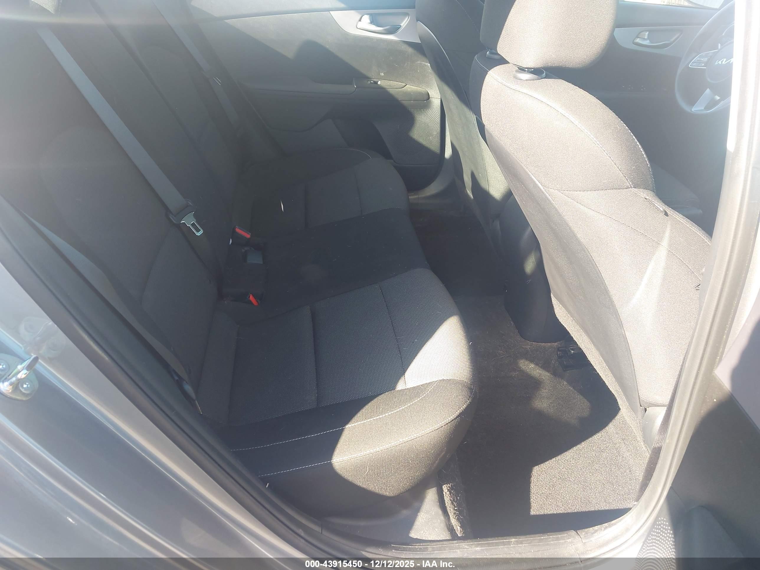 KIA FORTE image 8
