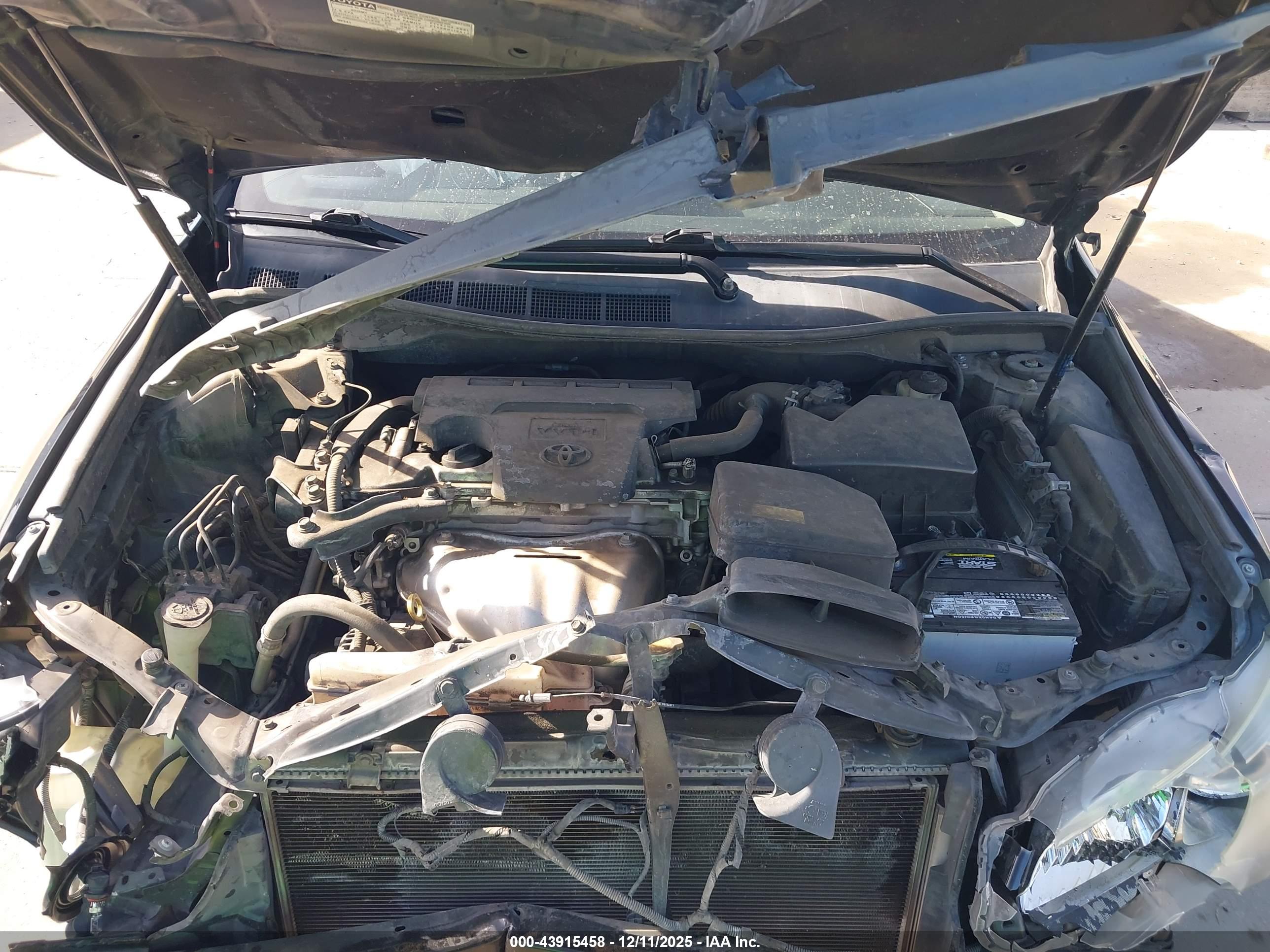 TOYOTA CAMRY image 10