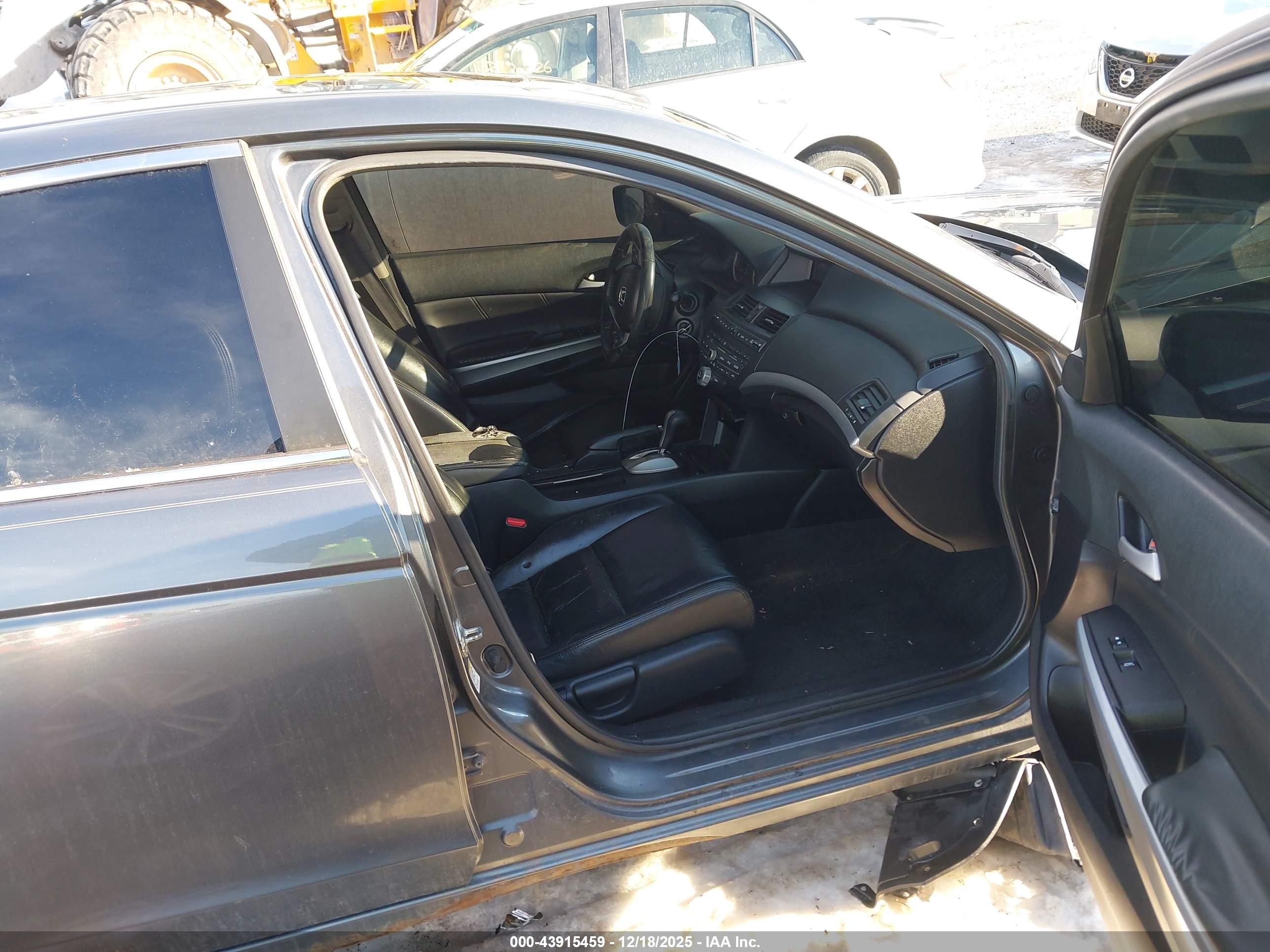 HONDA ACCORD image 5