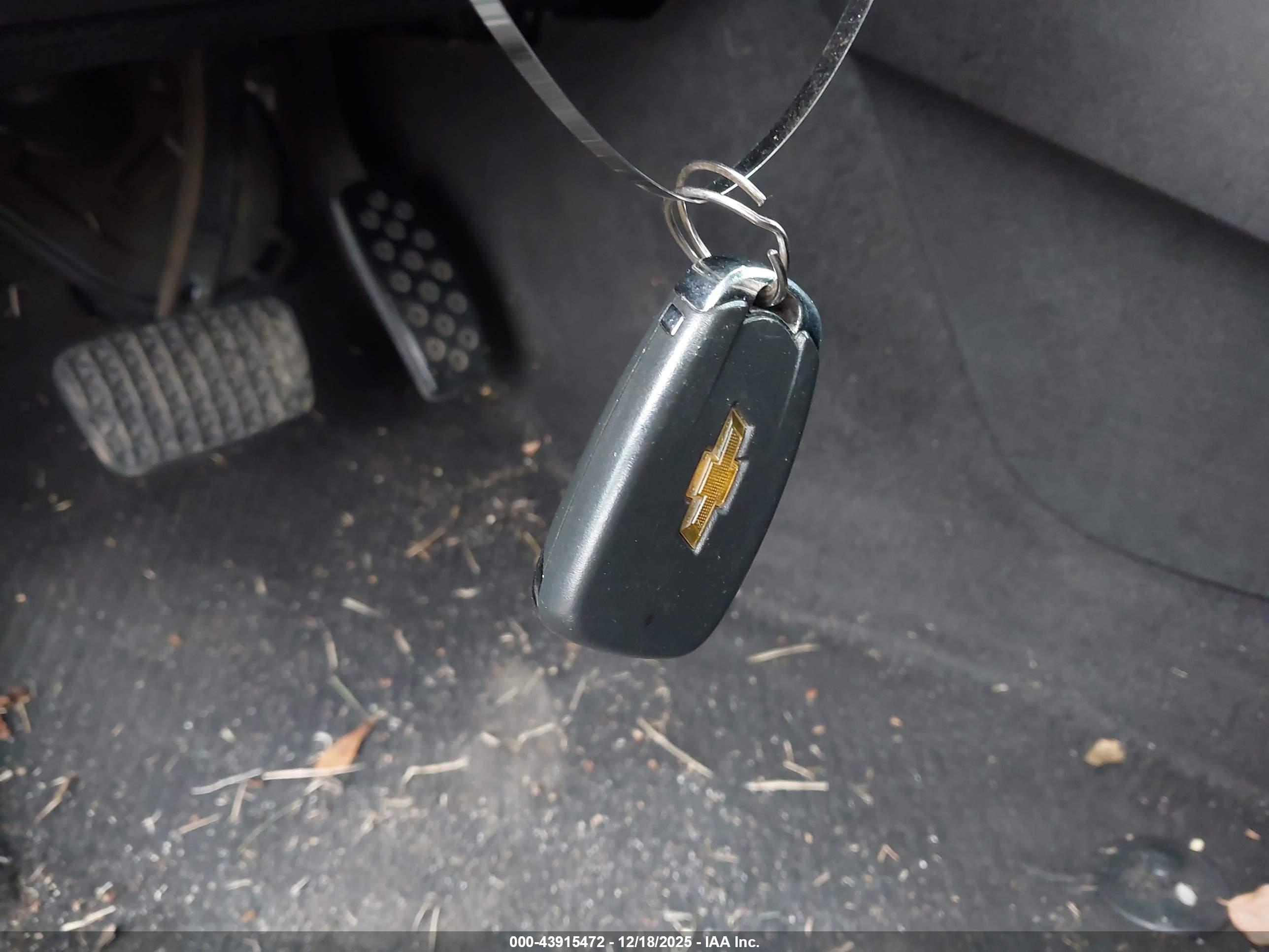 CHEVROLET MALIBU image 11