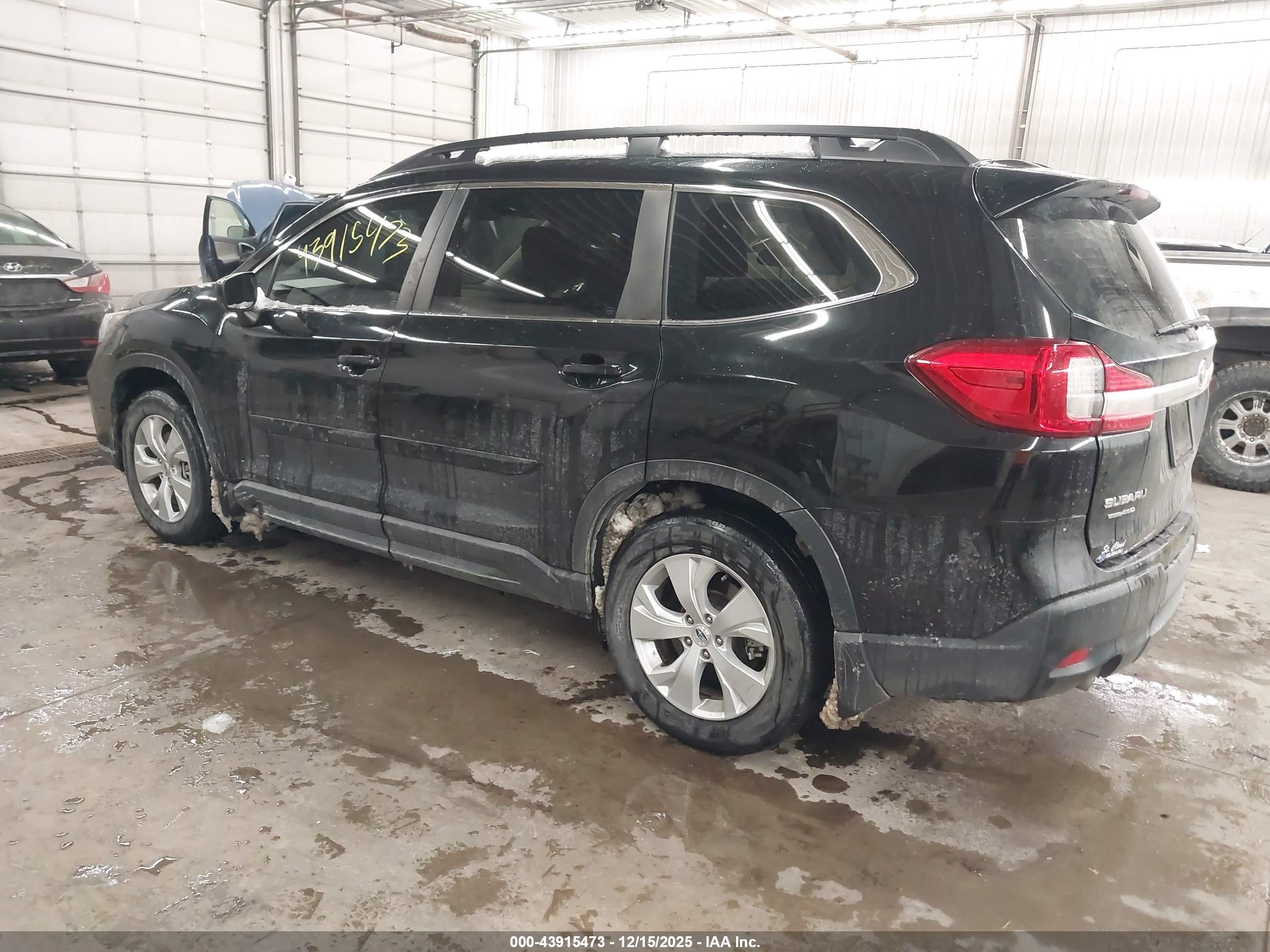 SUBARU ASCENT image 3