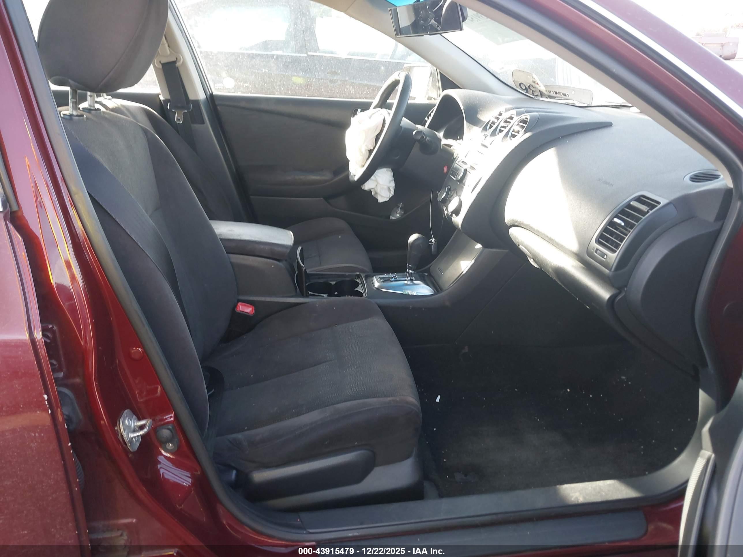NISSAN ALTIMA image 5