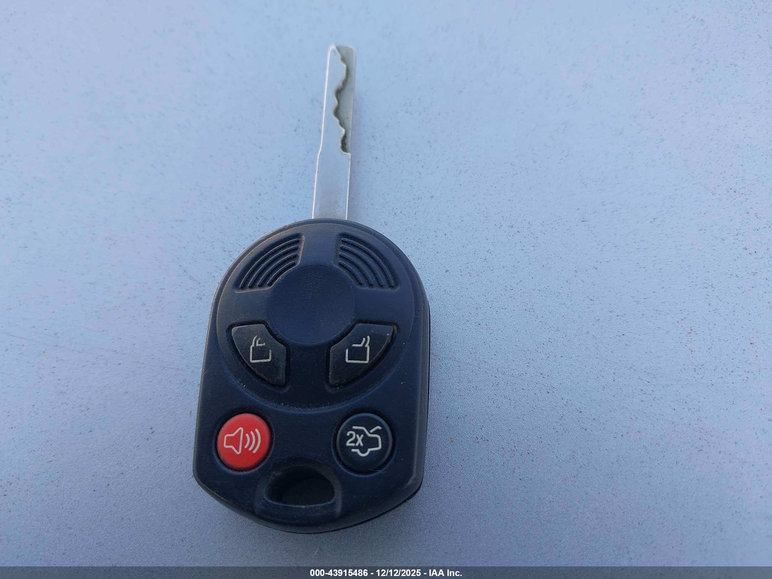 FORD FOCUS image 11
