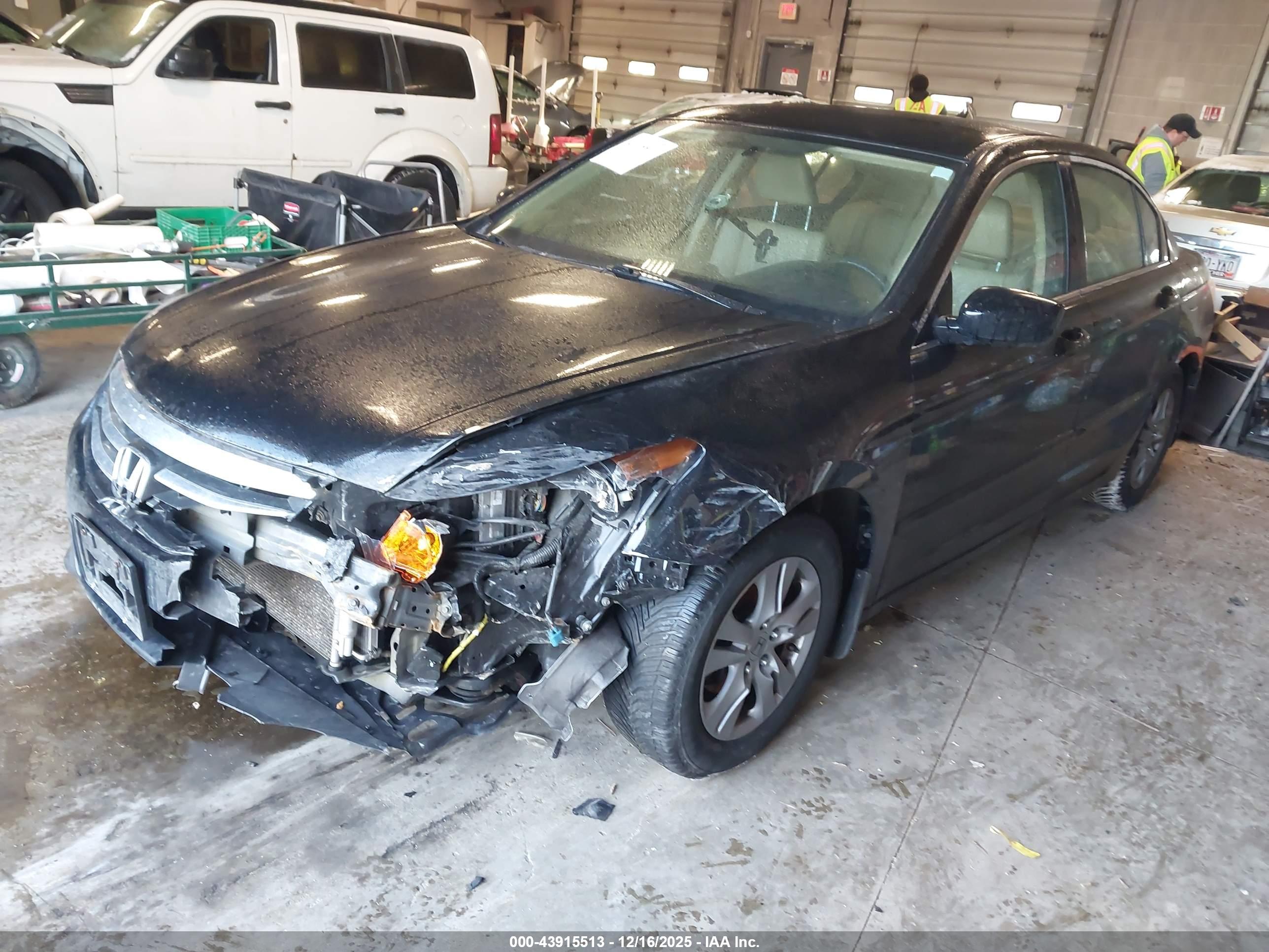 HONDA ACCORD image 2