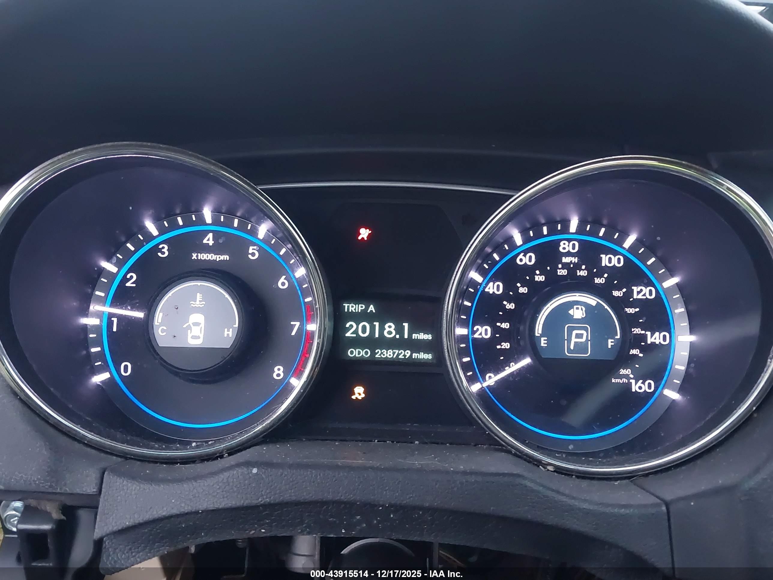 HYUNDAI SONATA image 7
