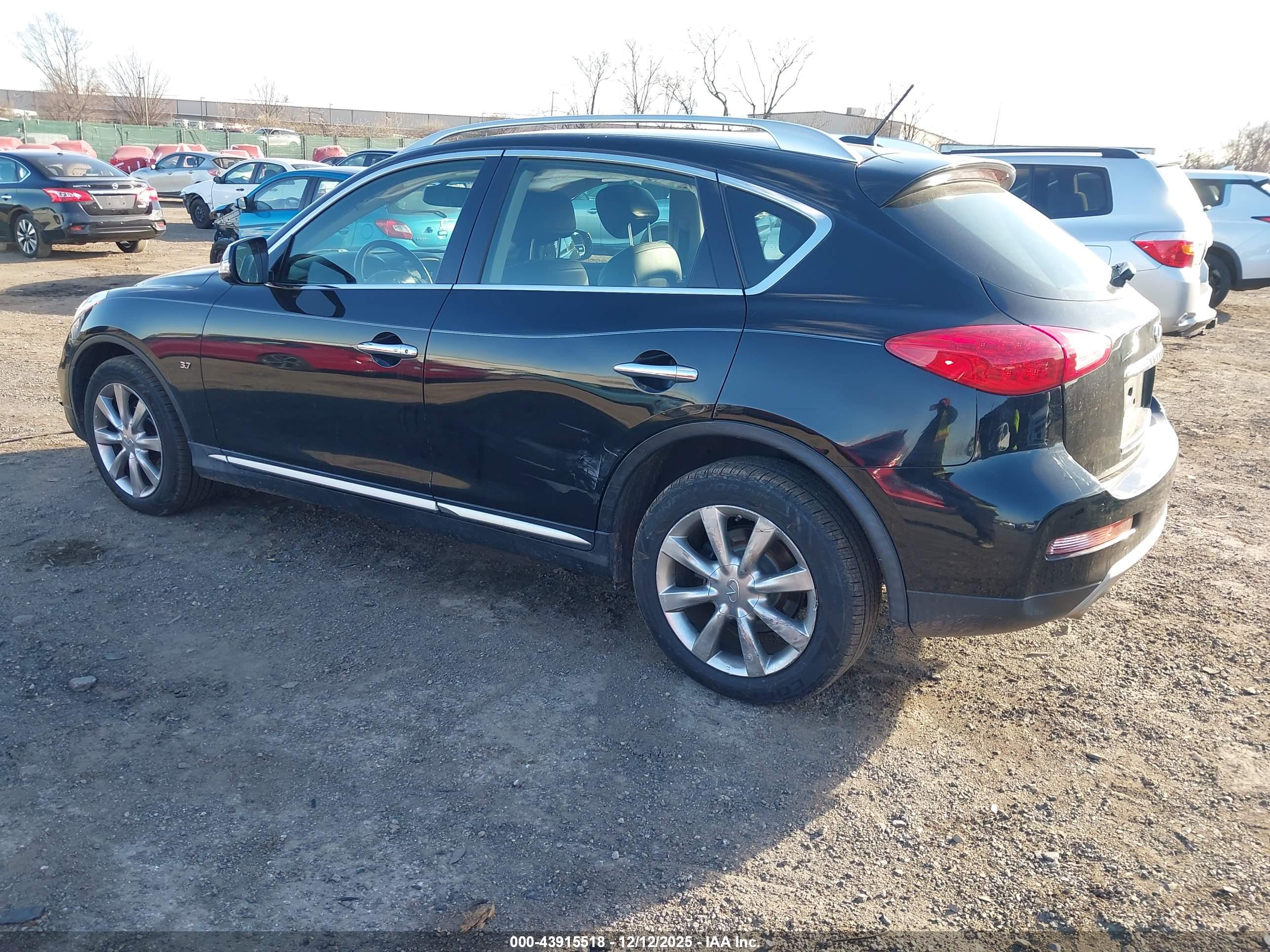 INFINITI QX50 image 3
