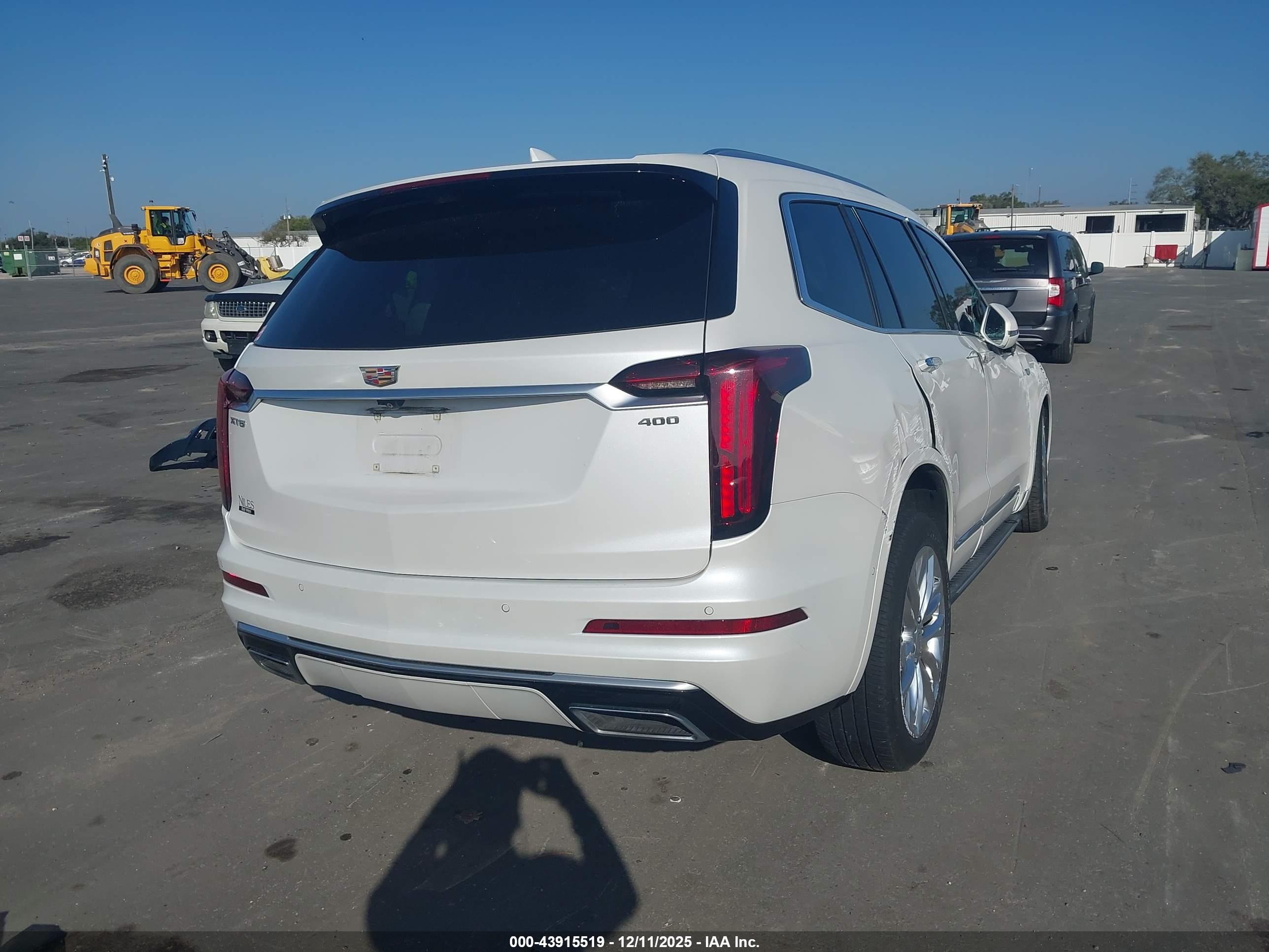 CADILLAC XT6 image 4