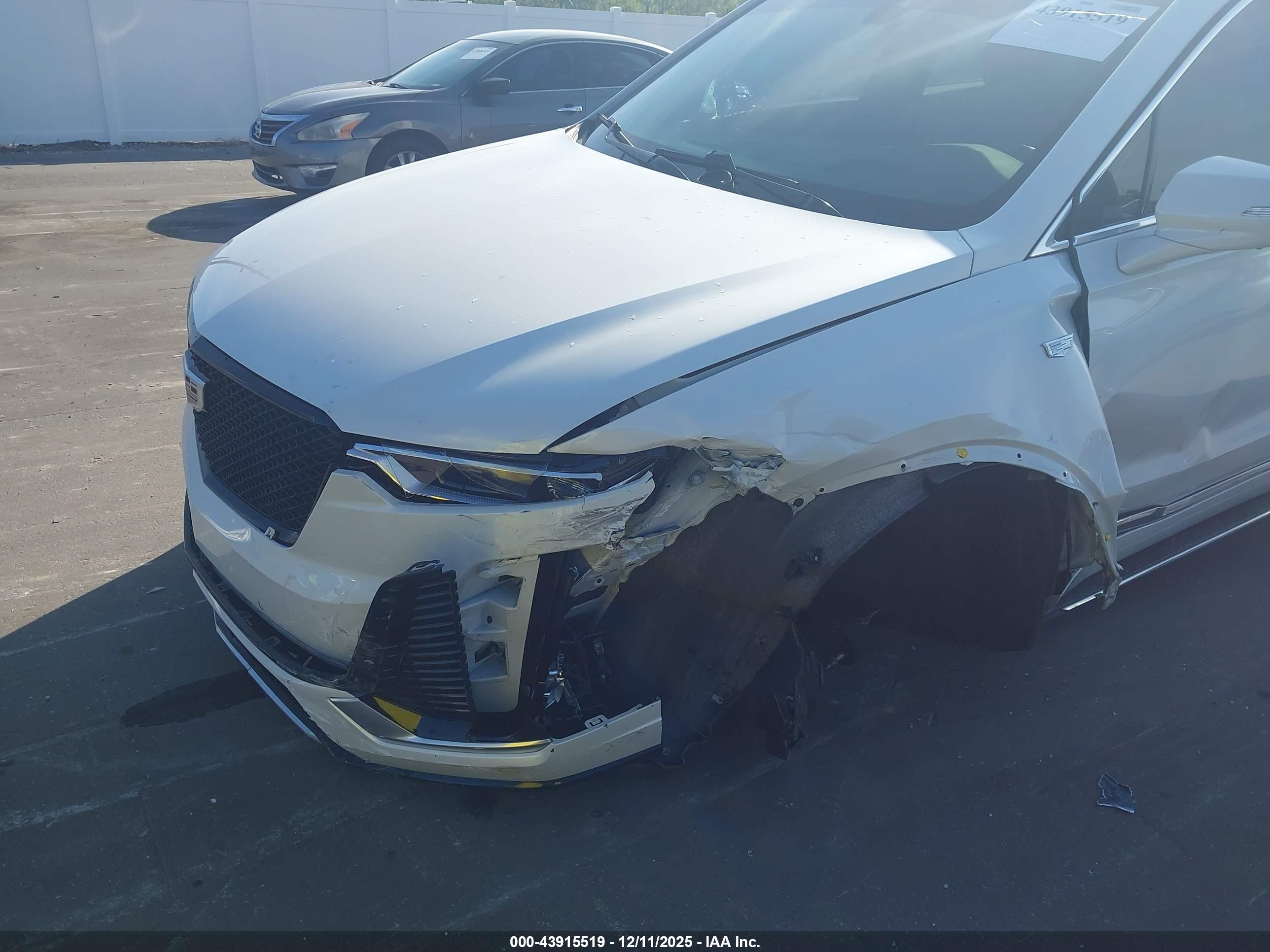 CADILLAC XT6 image 6