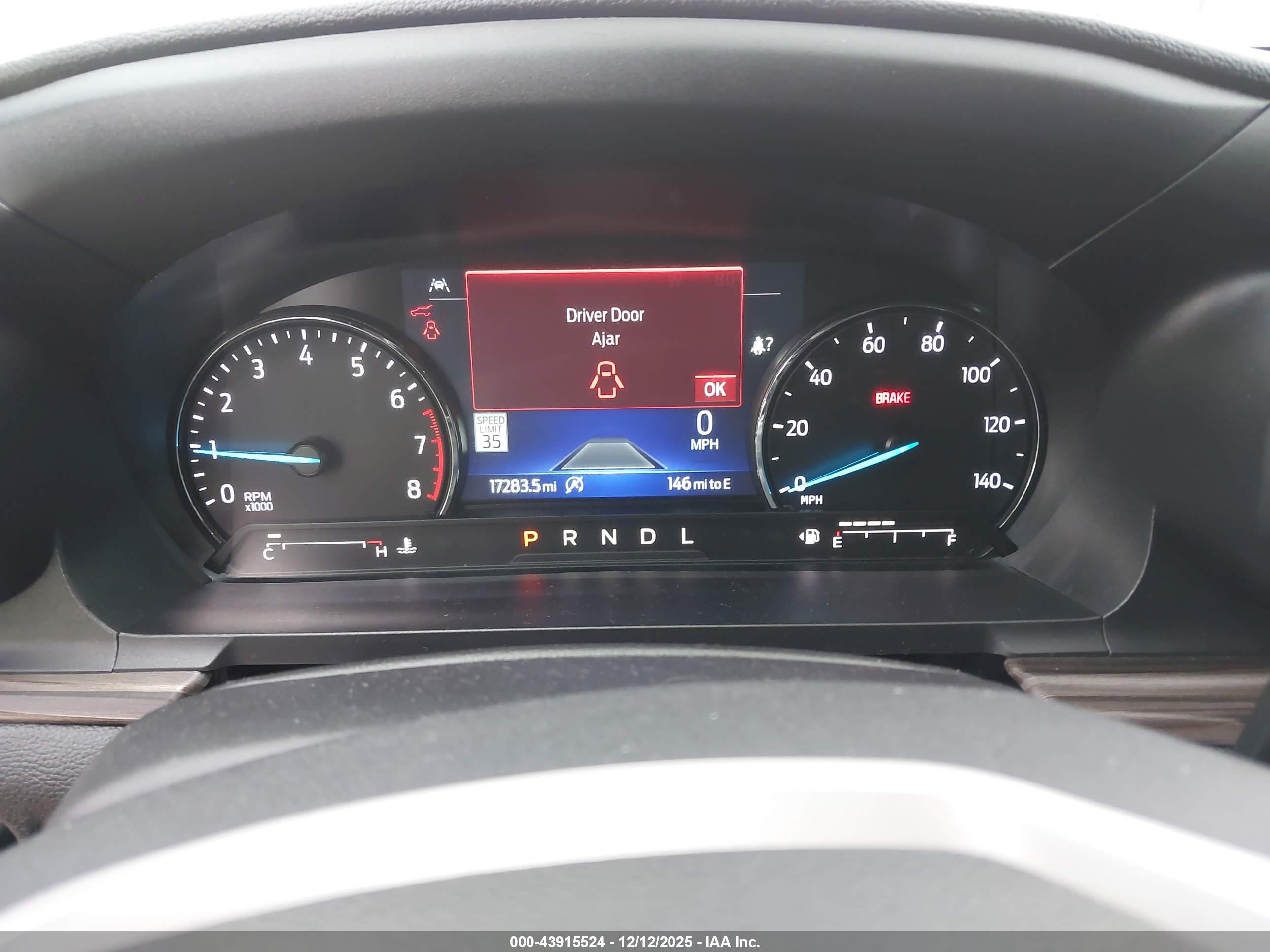 FORD EXPLORER image 7