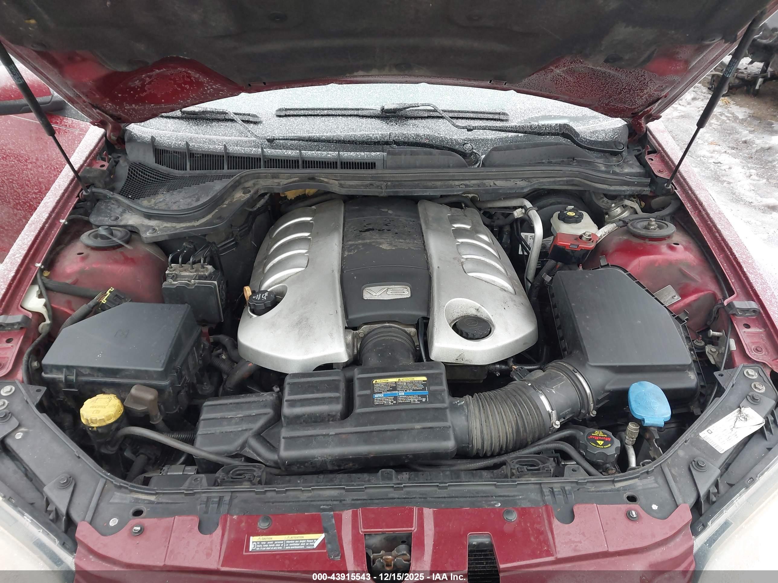 PONTIAC G8 image 10
