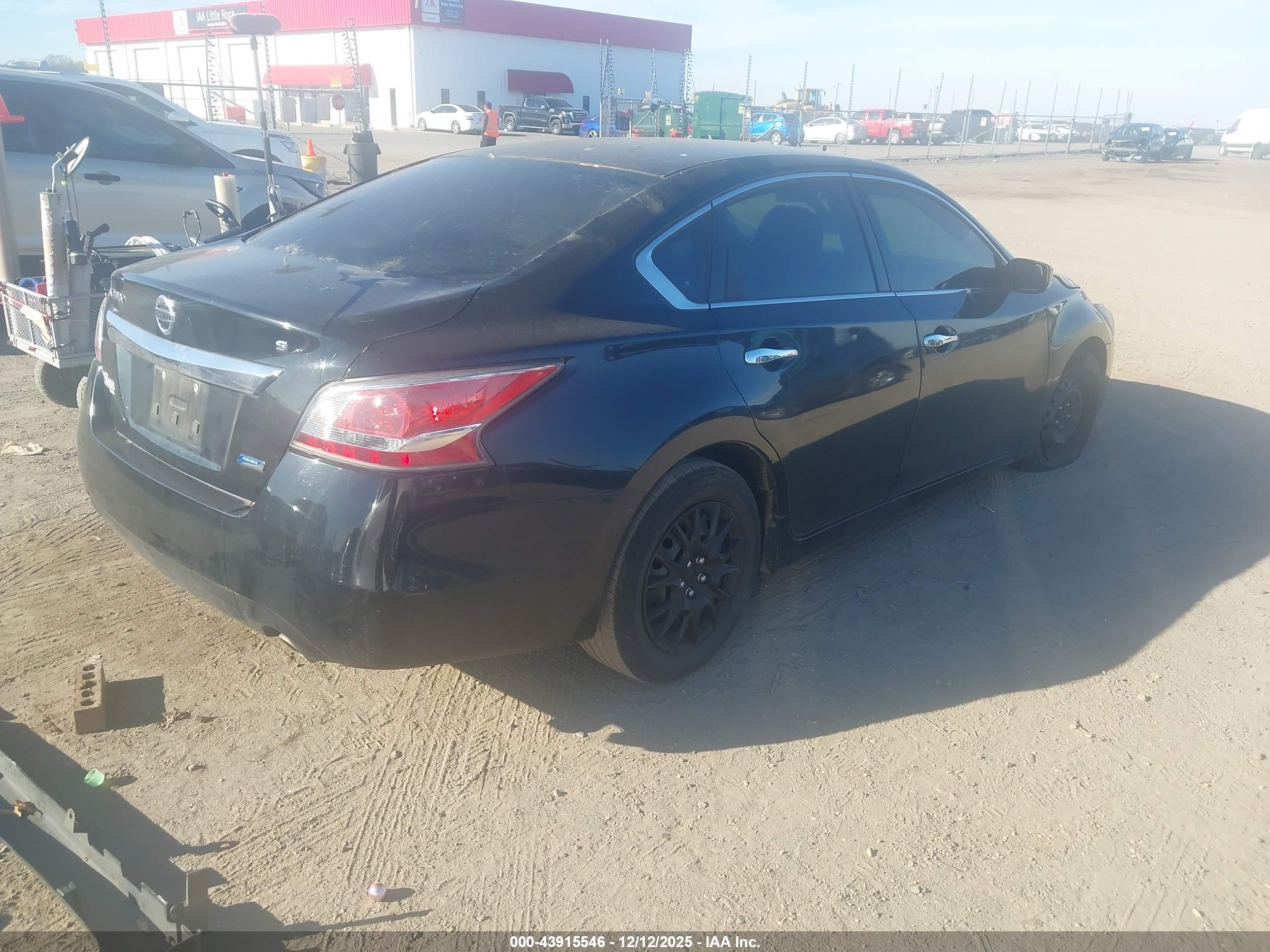 NISSAN ALTIMA image 4