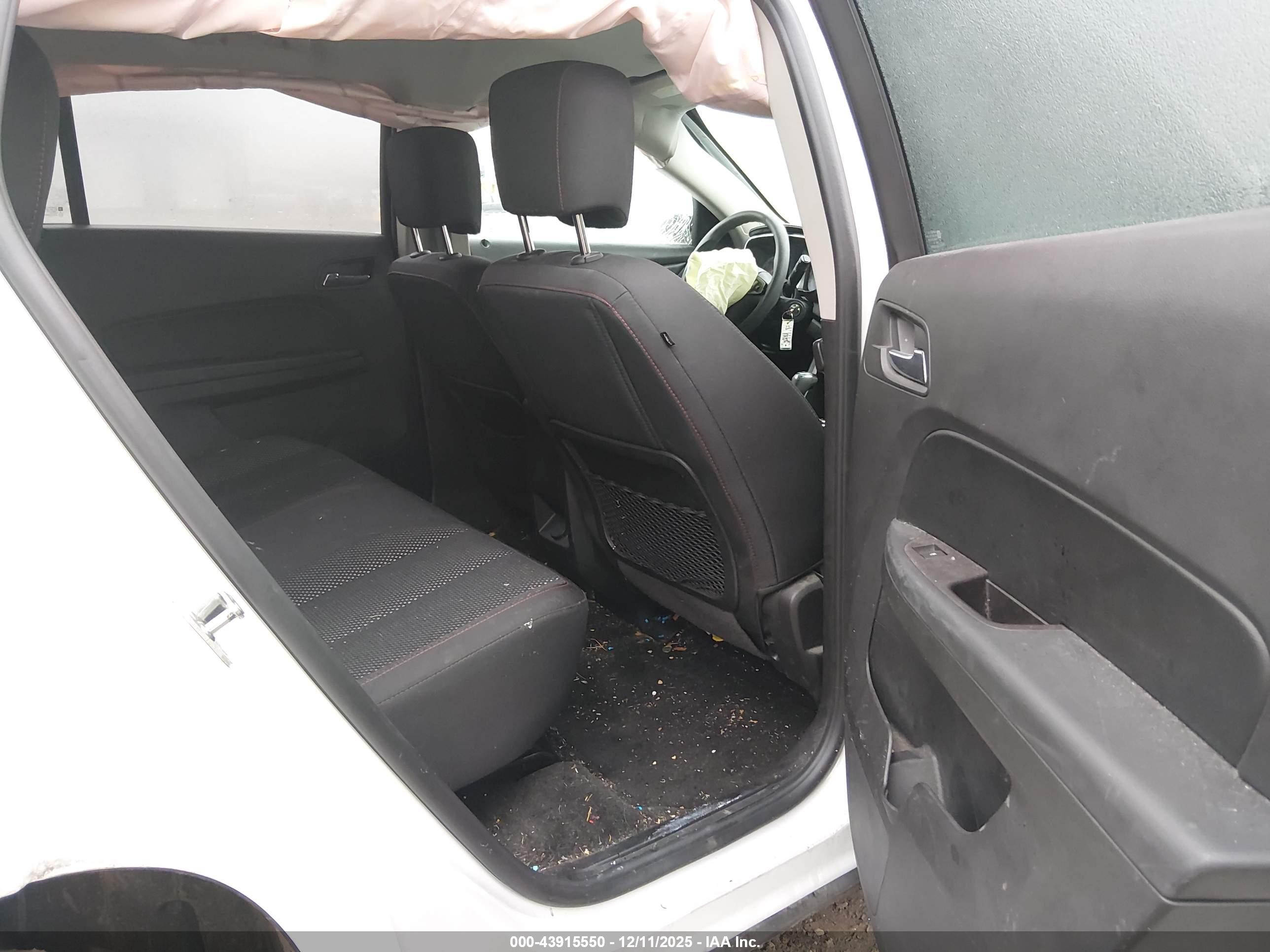 GMC TERRAIN image 8