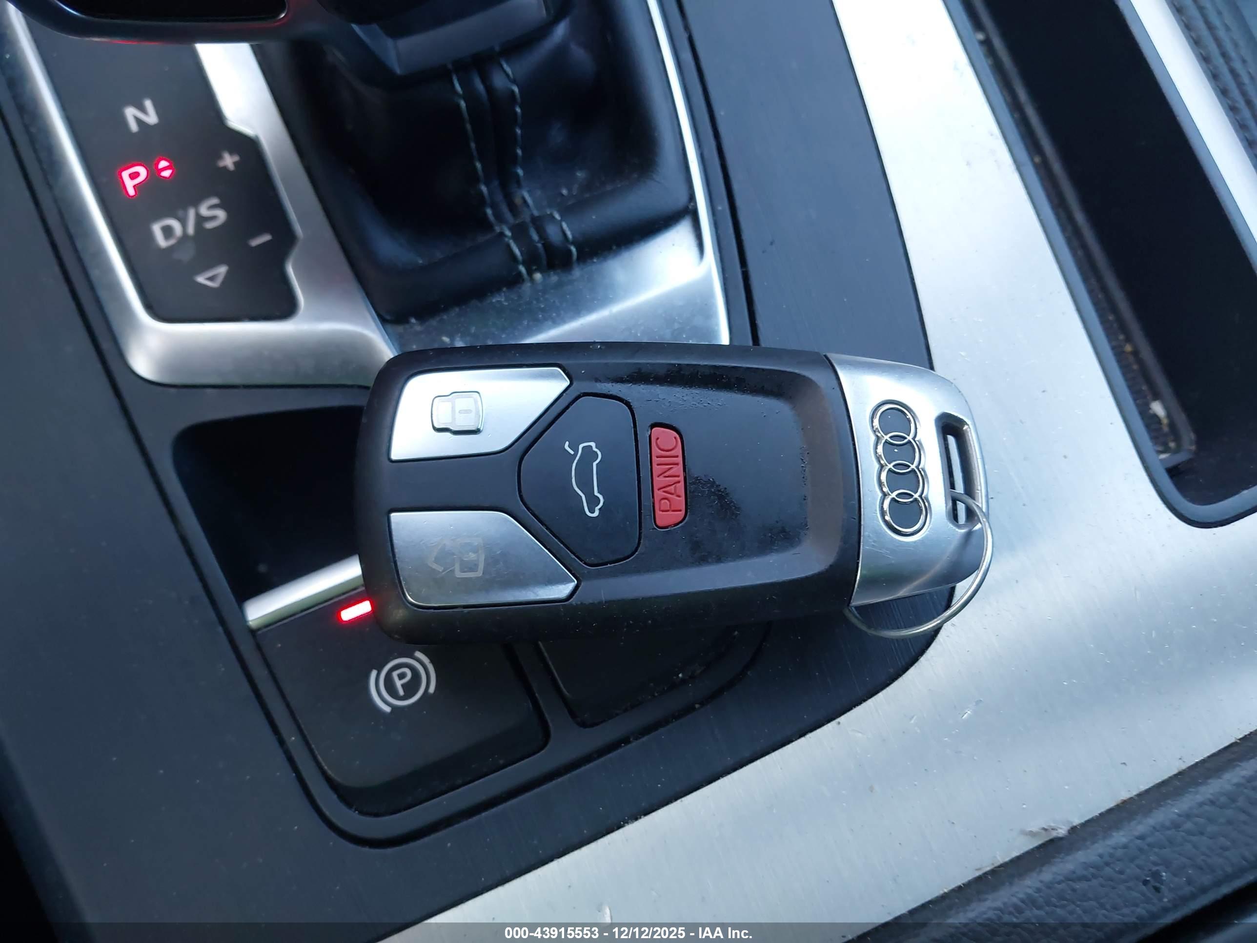 AUDI Q5 image 11
