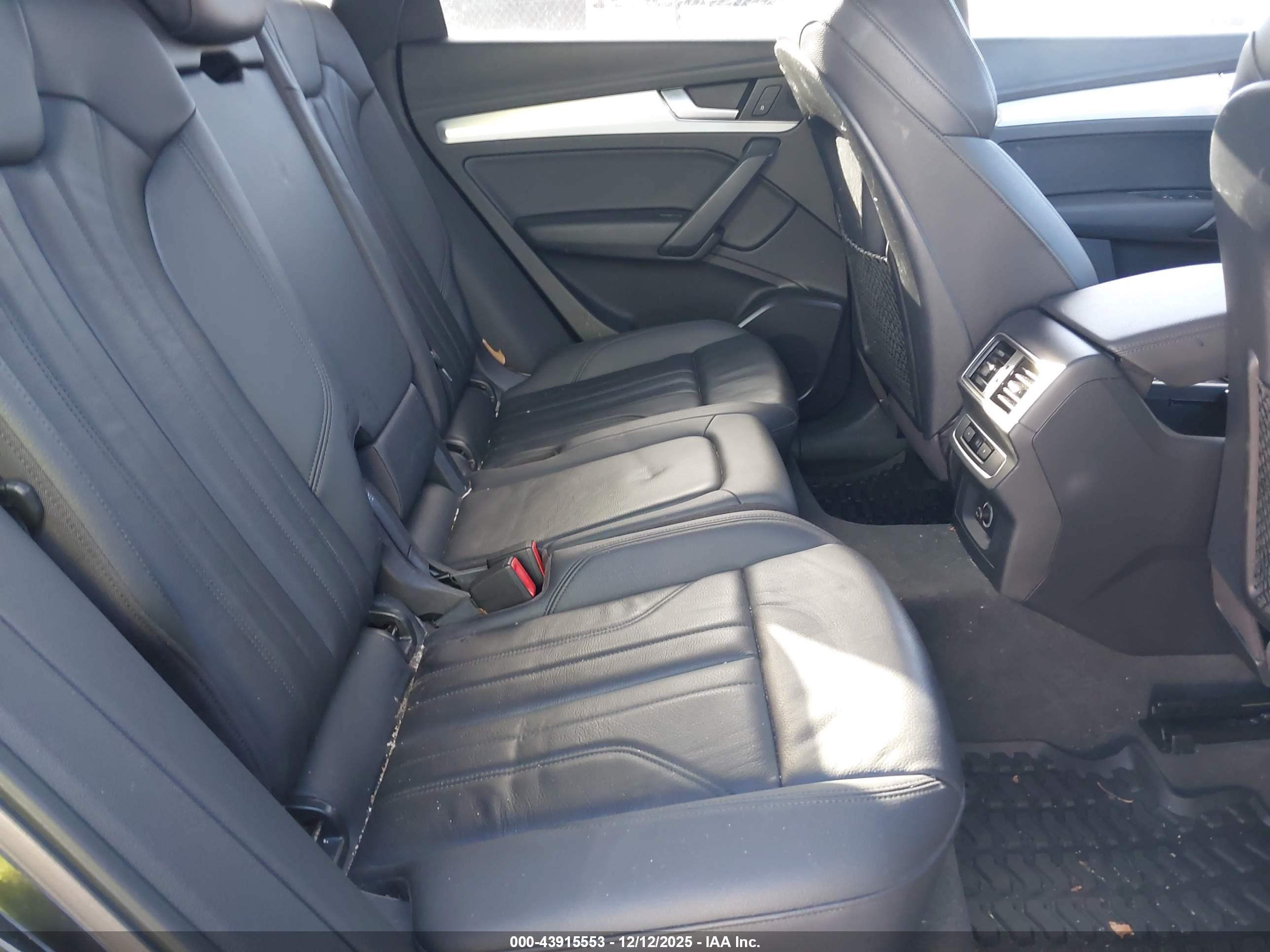 AUDI Q5 image 8