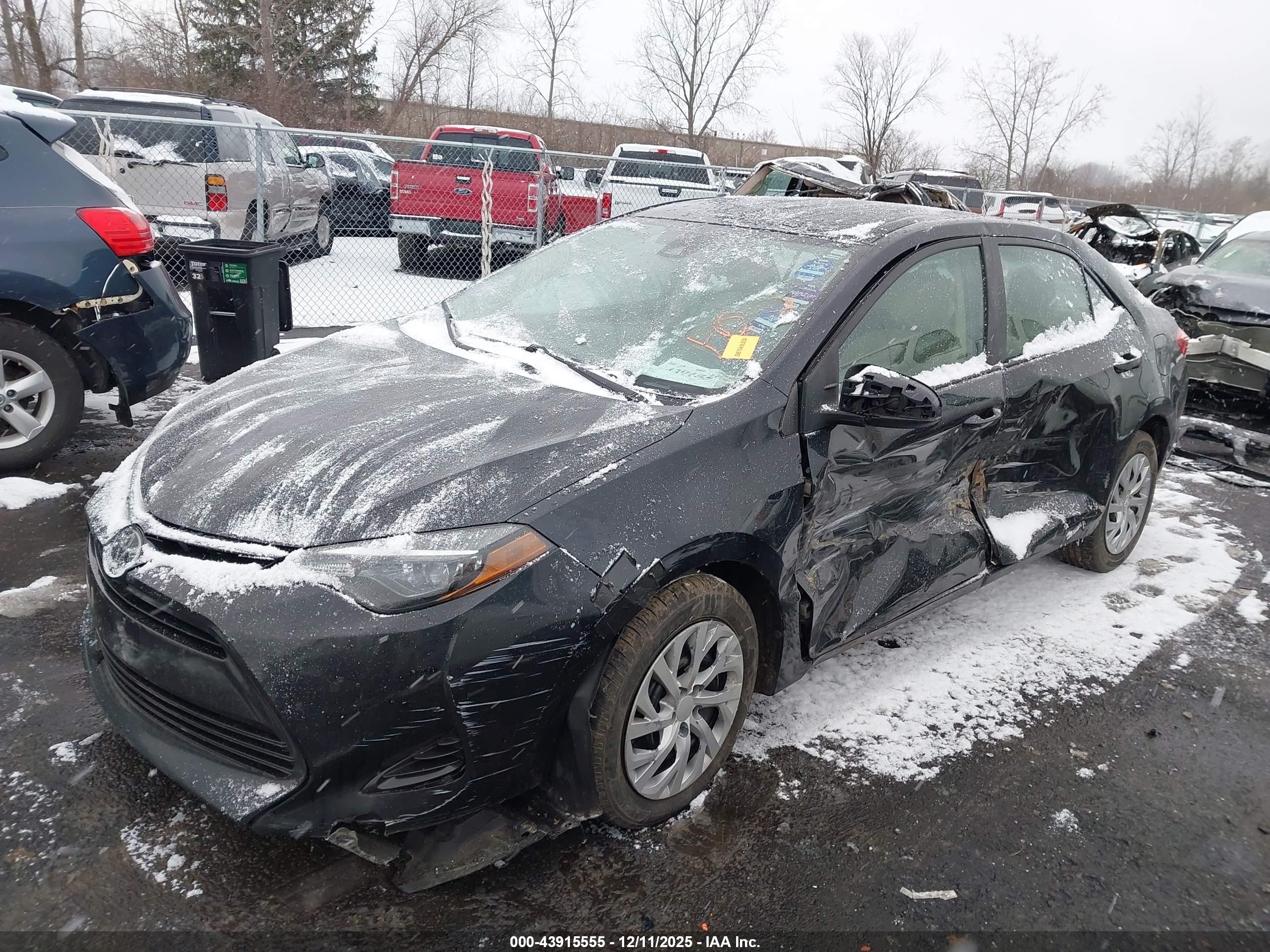 TOYOTA COROLLA image 2