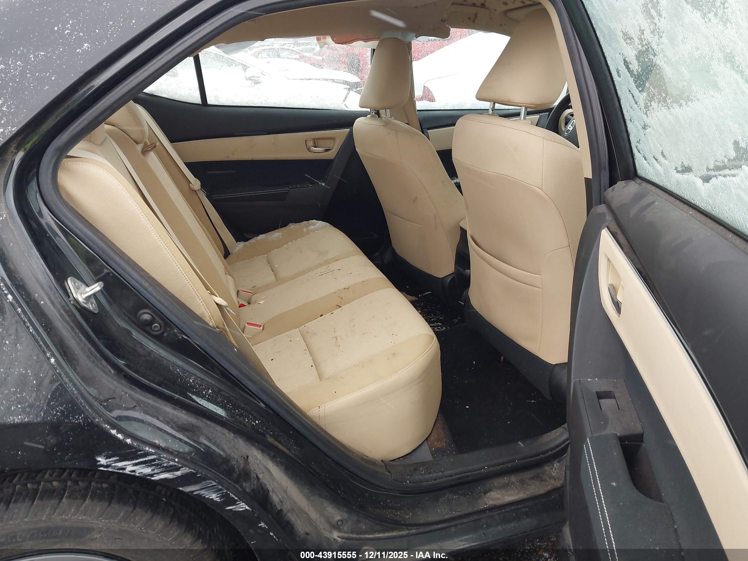 TOYOTA COROLLA image 8