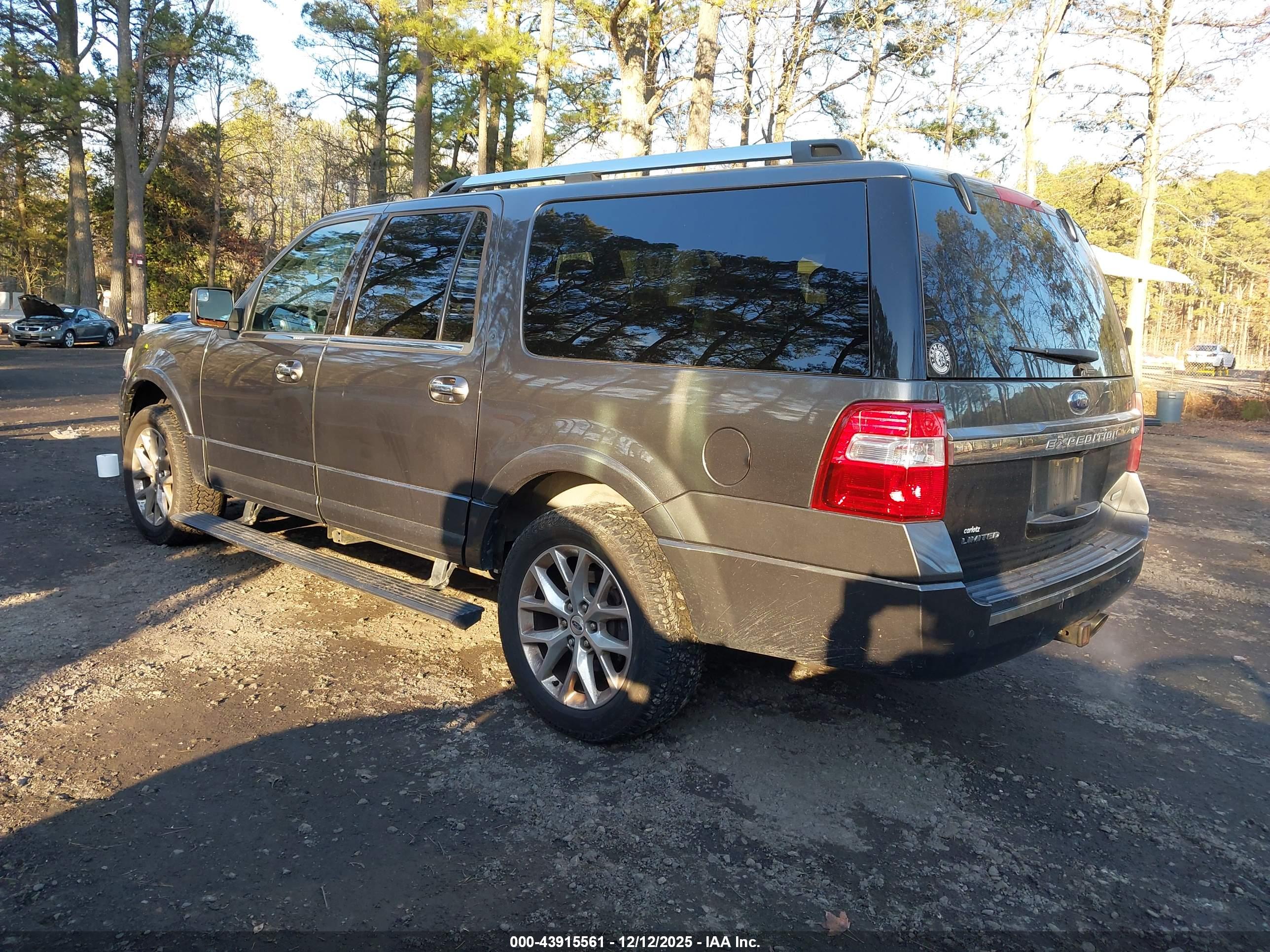 FORD EXPEDITION image 3