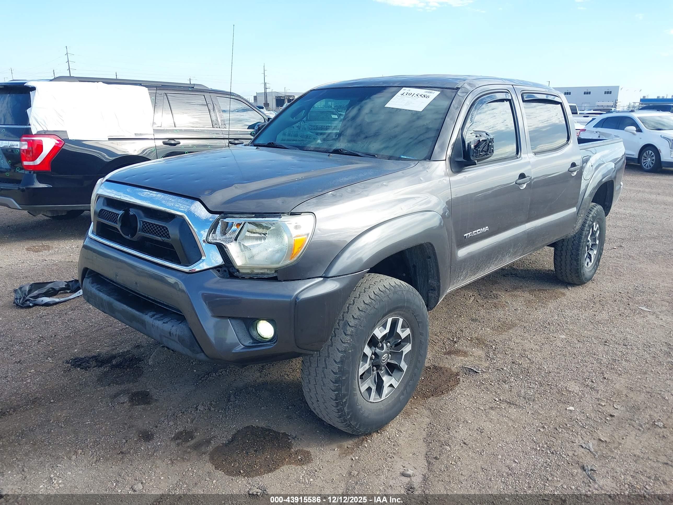 TOYOTA TACOMA image 2