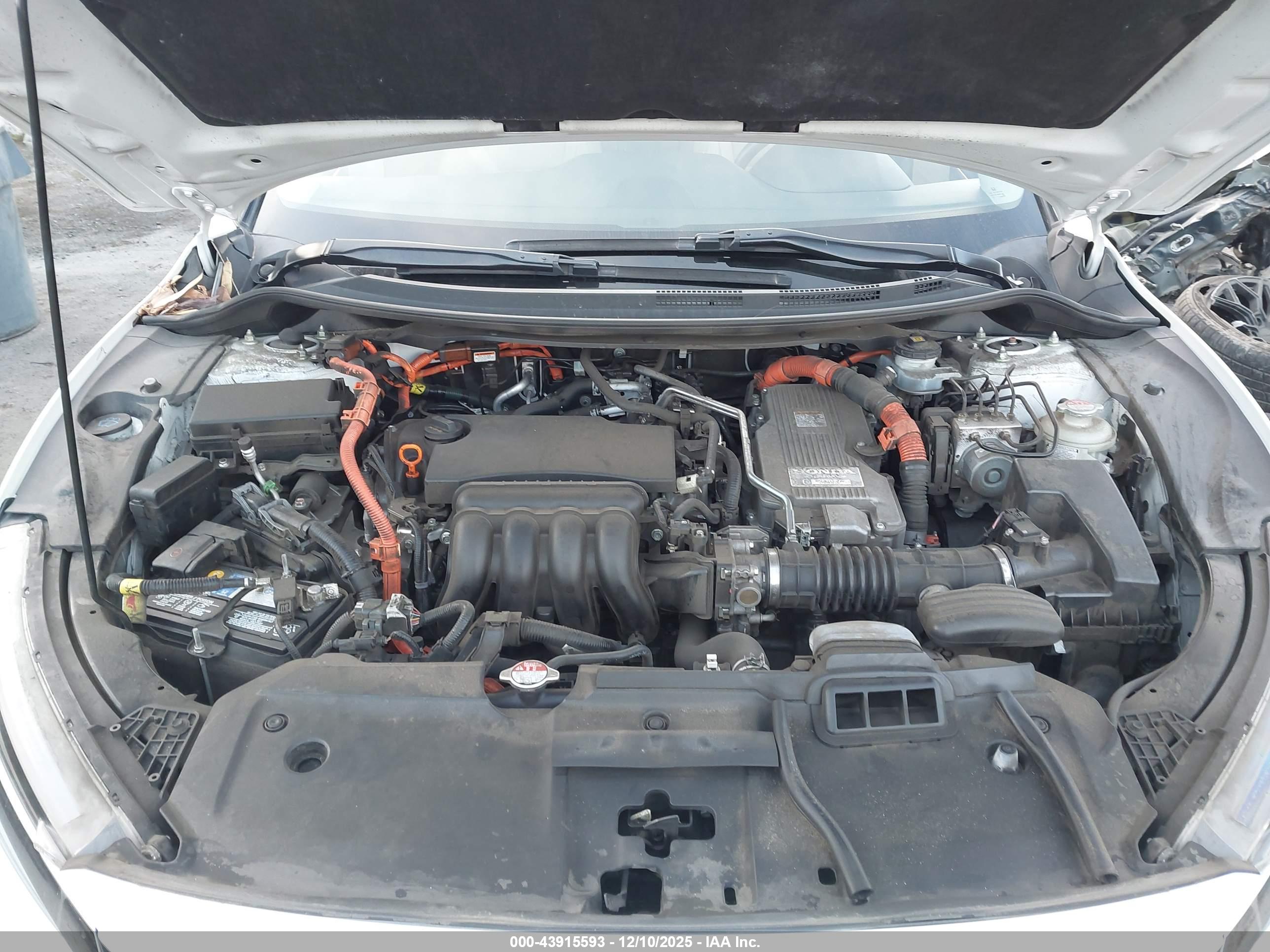 HONDA CLARITY image 10