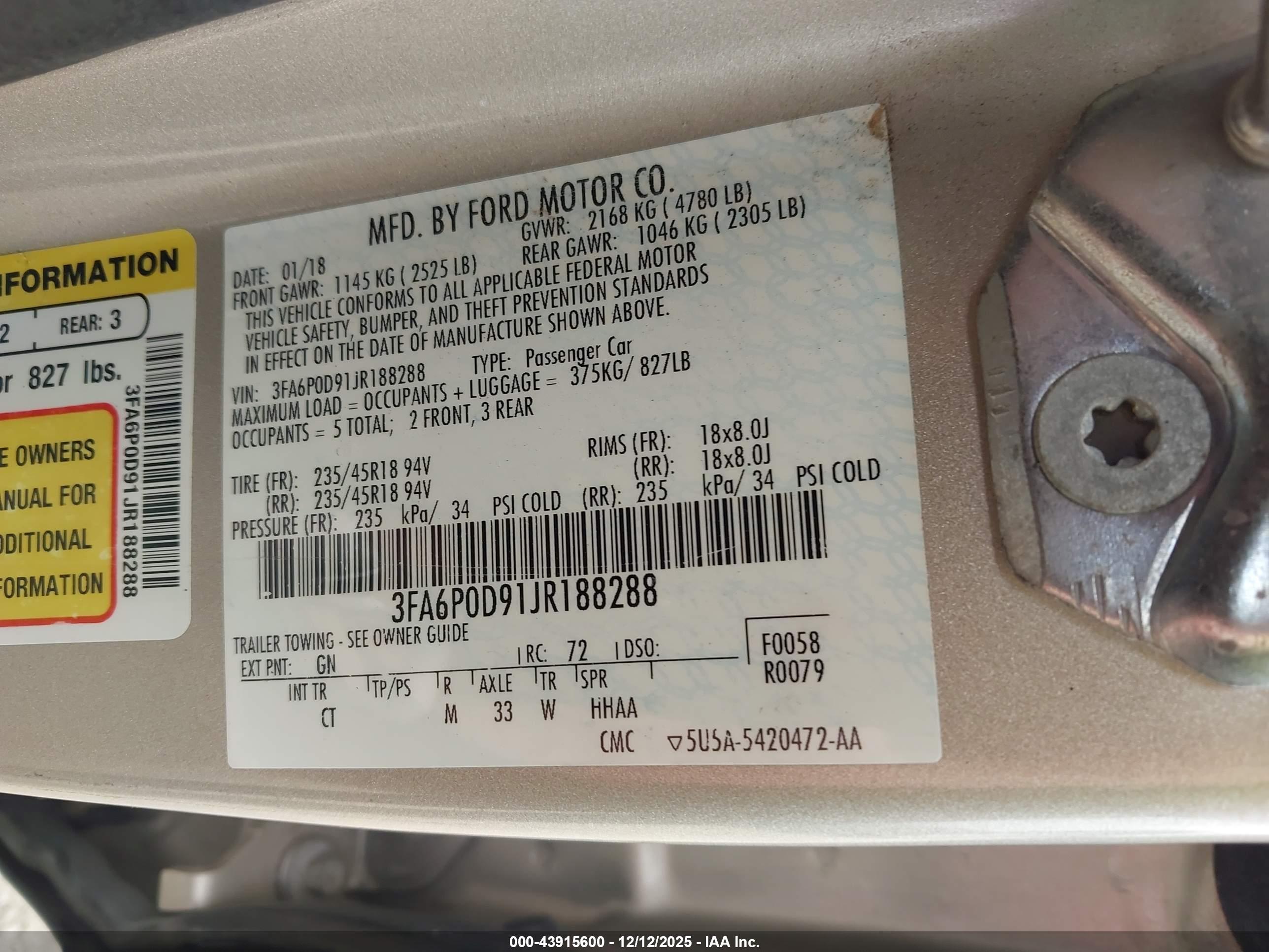 FORD FUSION image 9