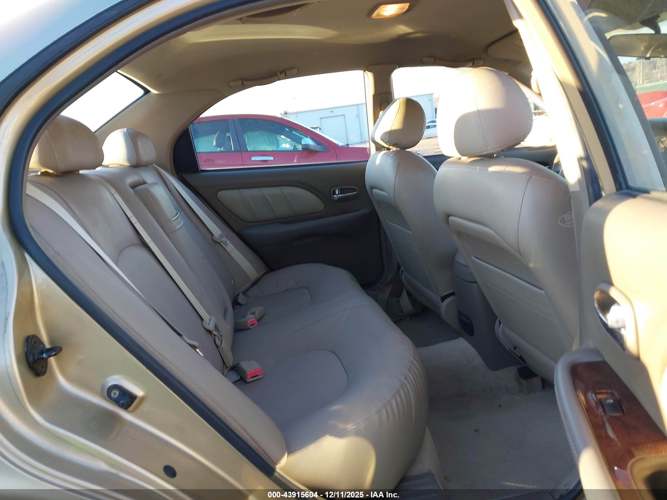 HYUNDAI SONATA image 8