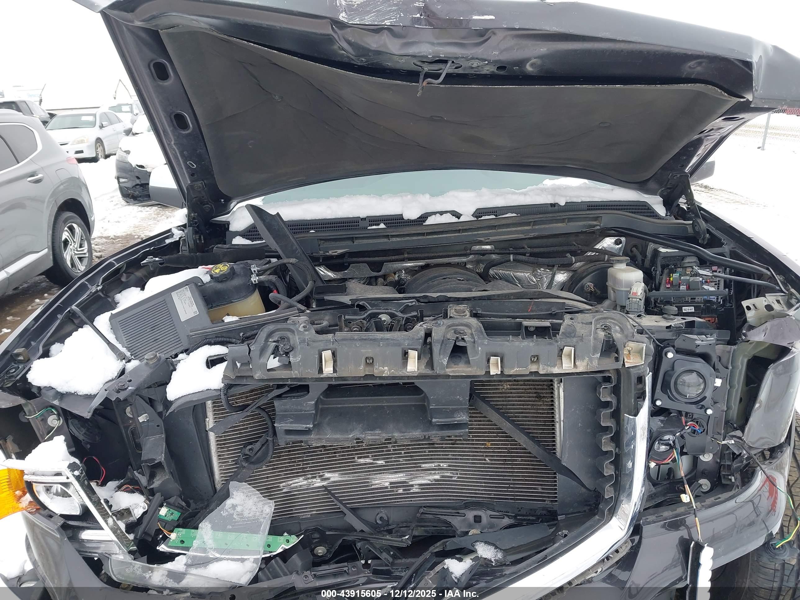 GMC SIERRA image 10