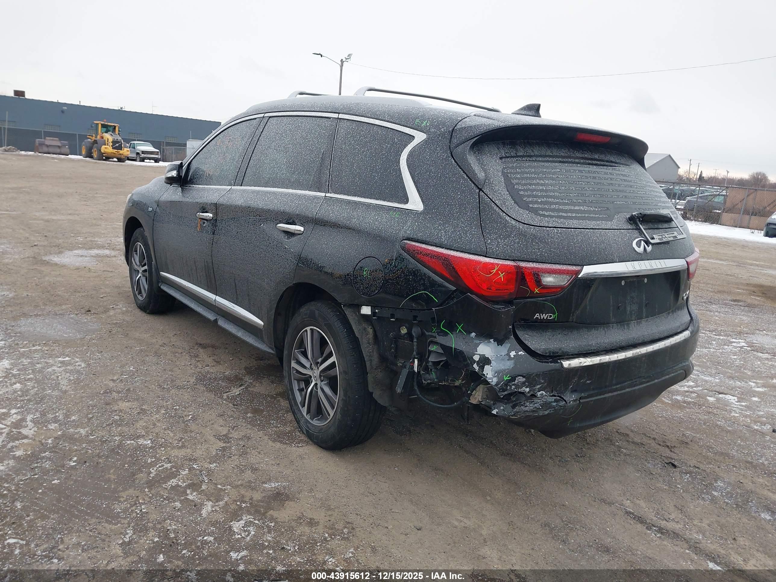 INFINITI QX60 image 3
