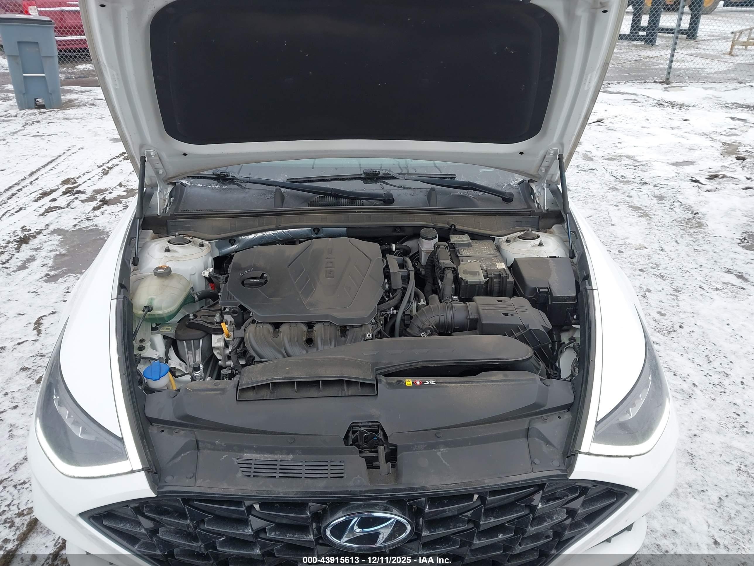 HYUNDAI SONATA image 10
