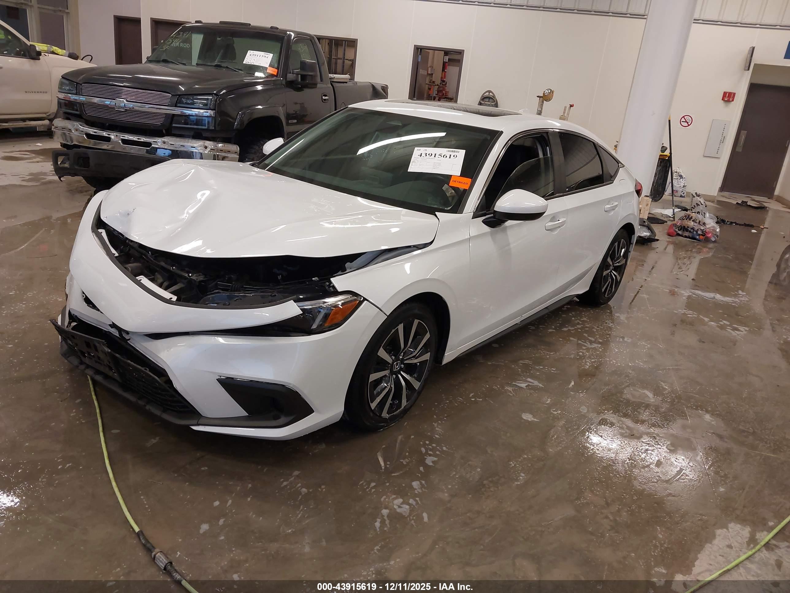 HONDA CIVIC image 2