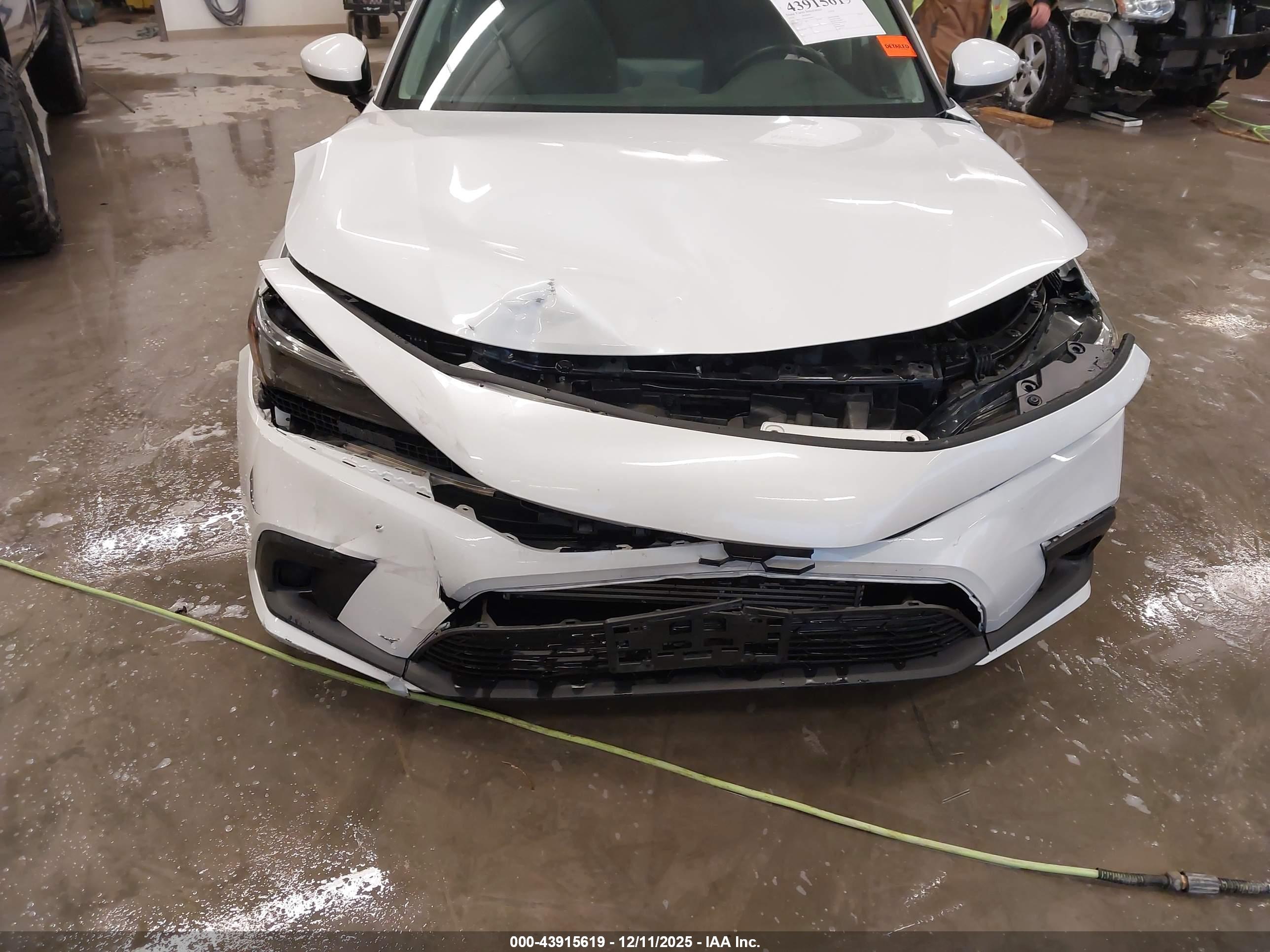 HONDA CIVIC image 6