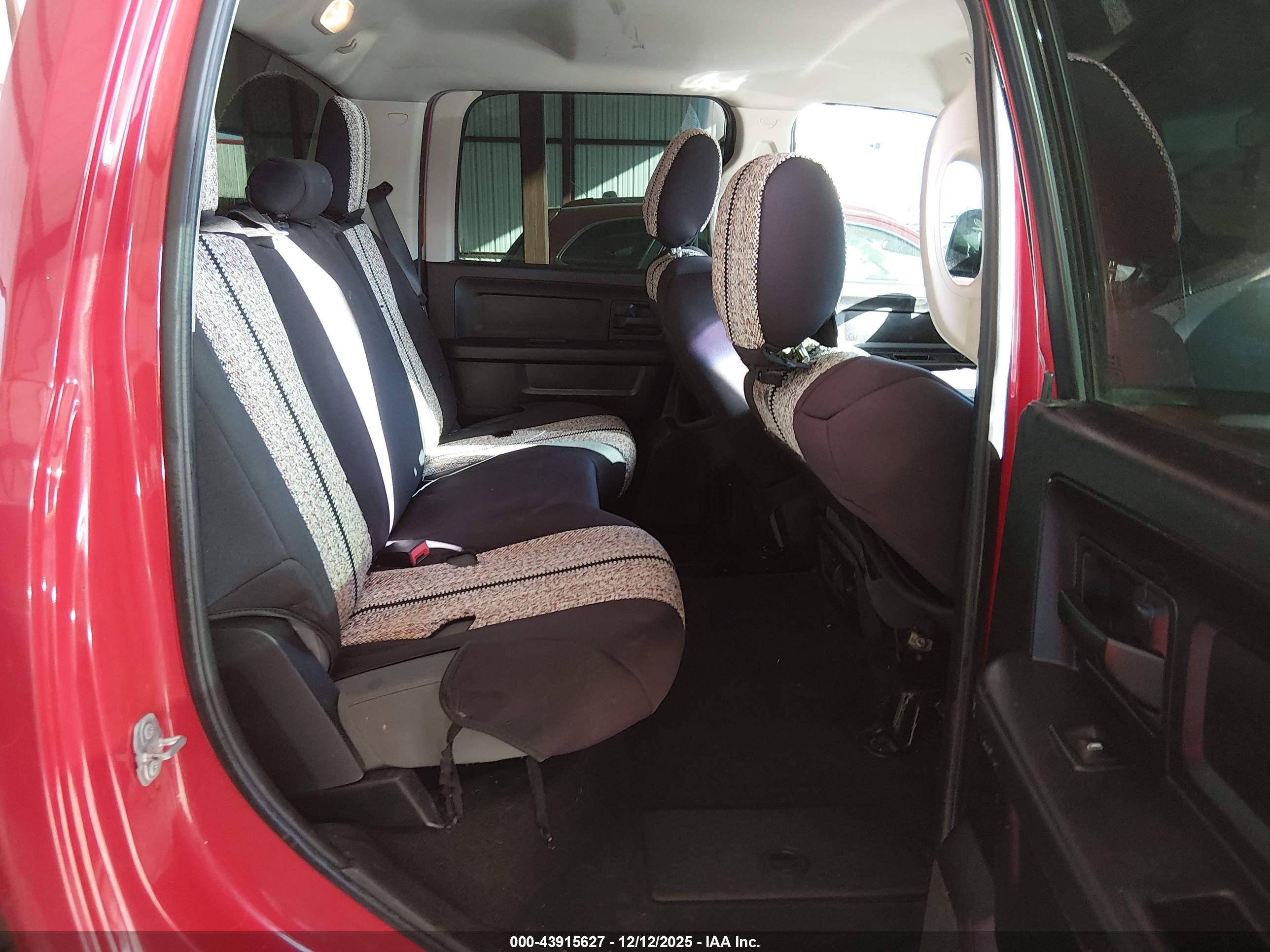 RAM 2500 image 8
