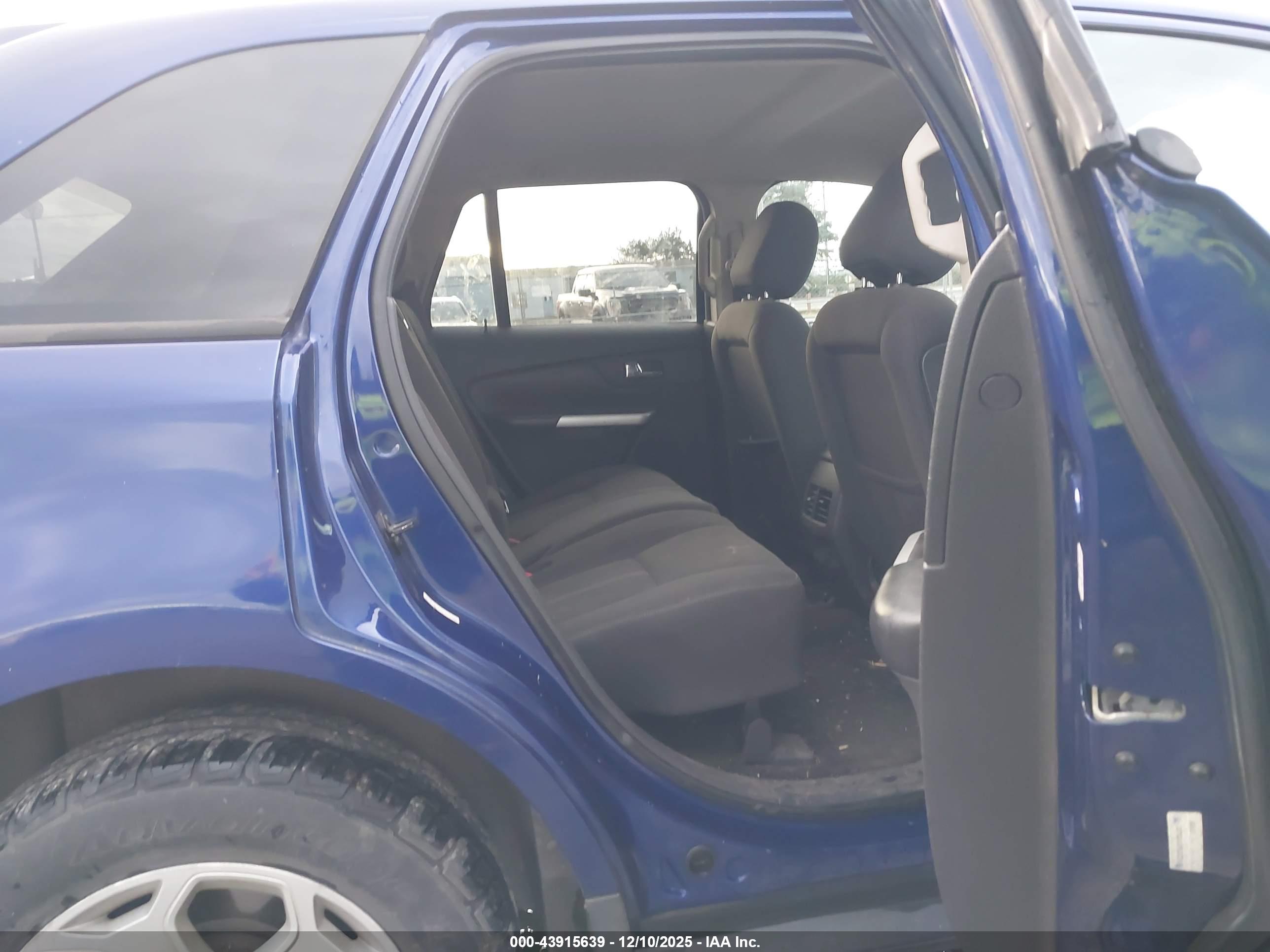 FORD EDGE image 8